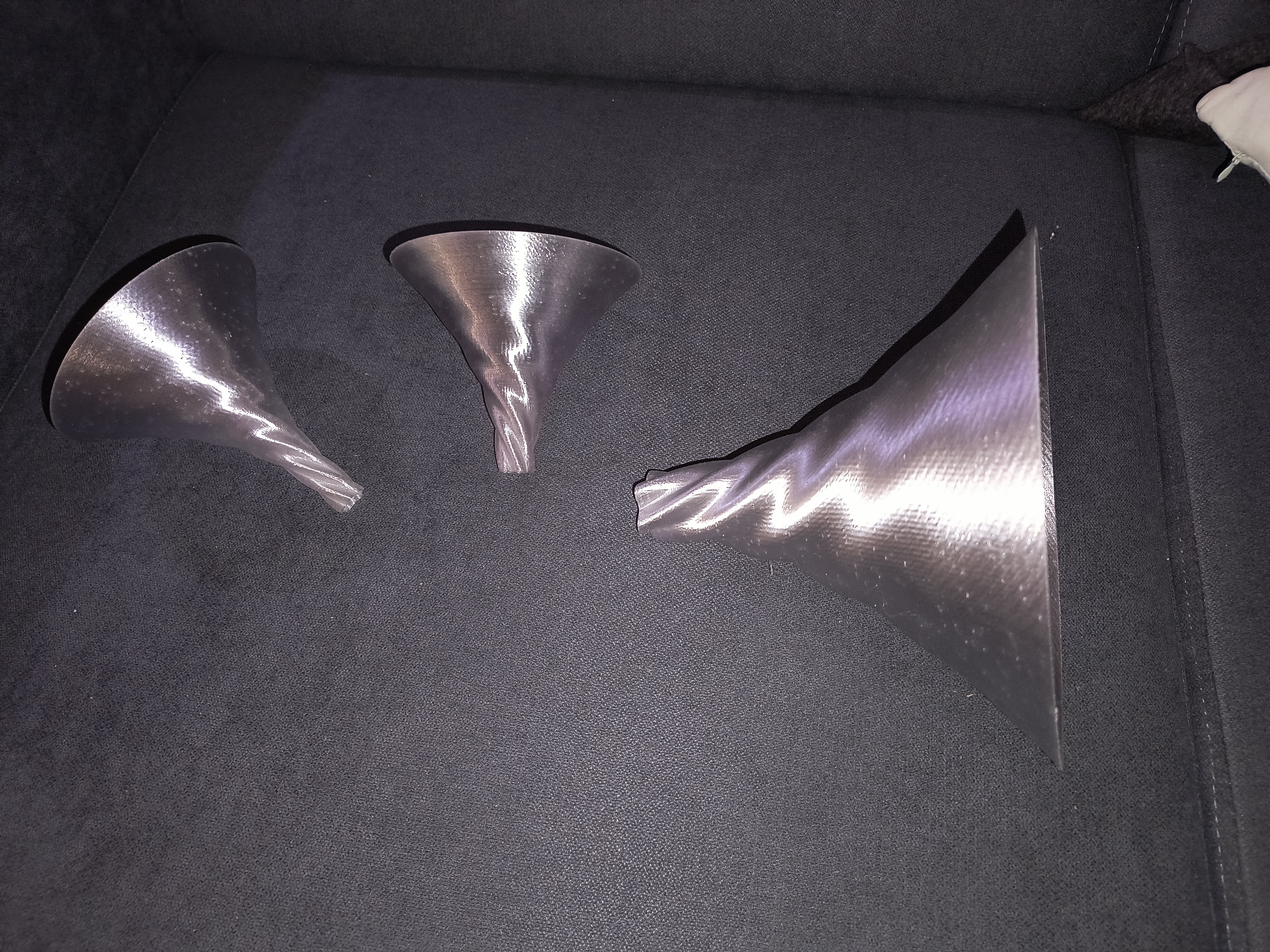 Miniatura 4 do modelo 3D VorteX funnel (trachtyrek)