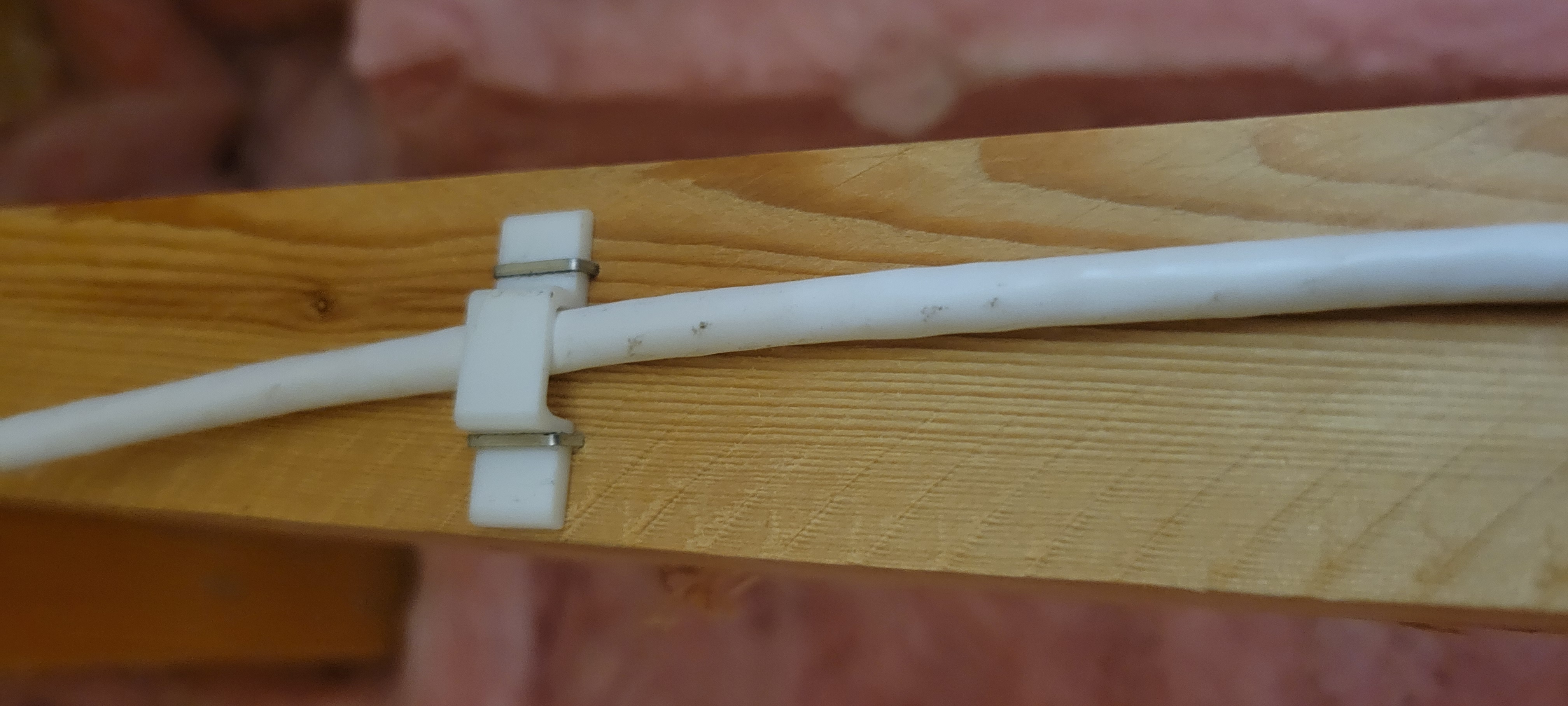 Wire clamp electrical