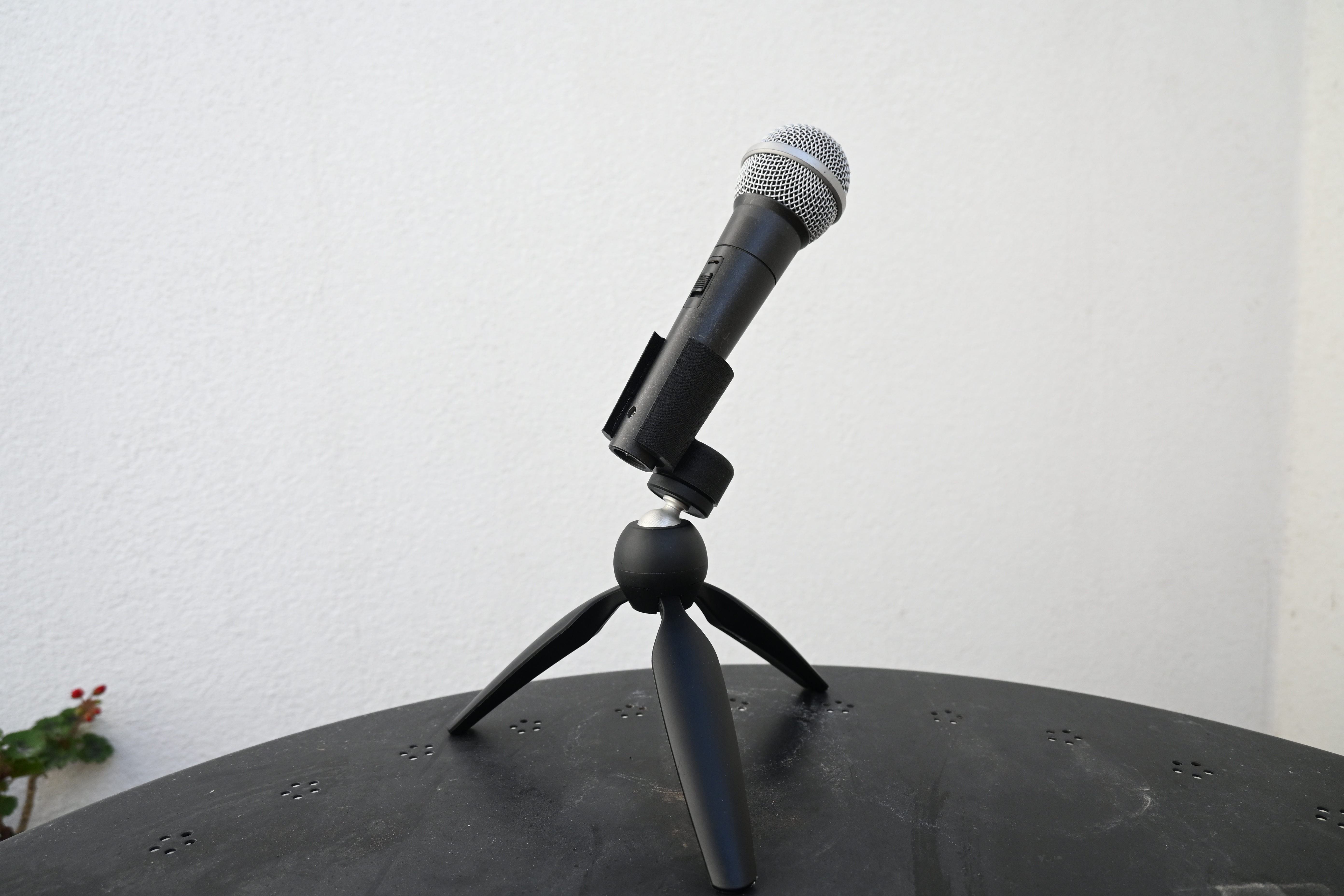 Microphone Adaptor for Camera Tripod