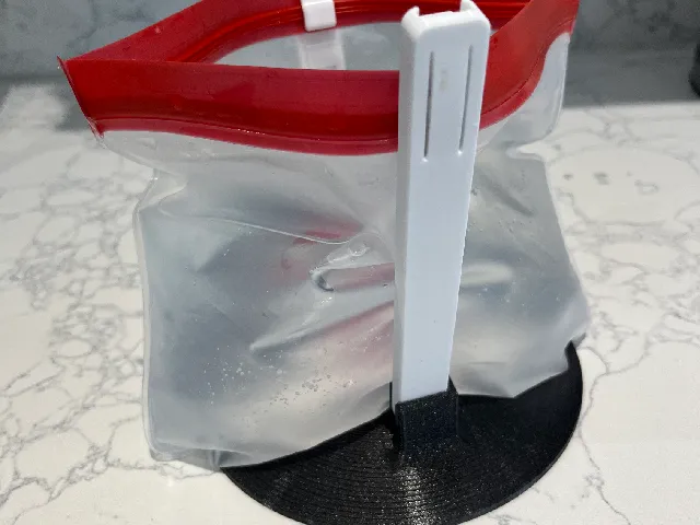 Bagsnatcher - Freezer Food Bag Stand