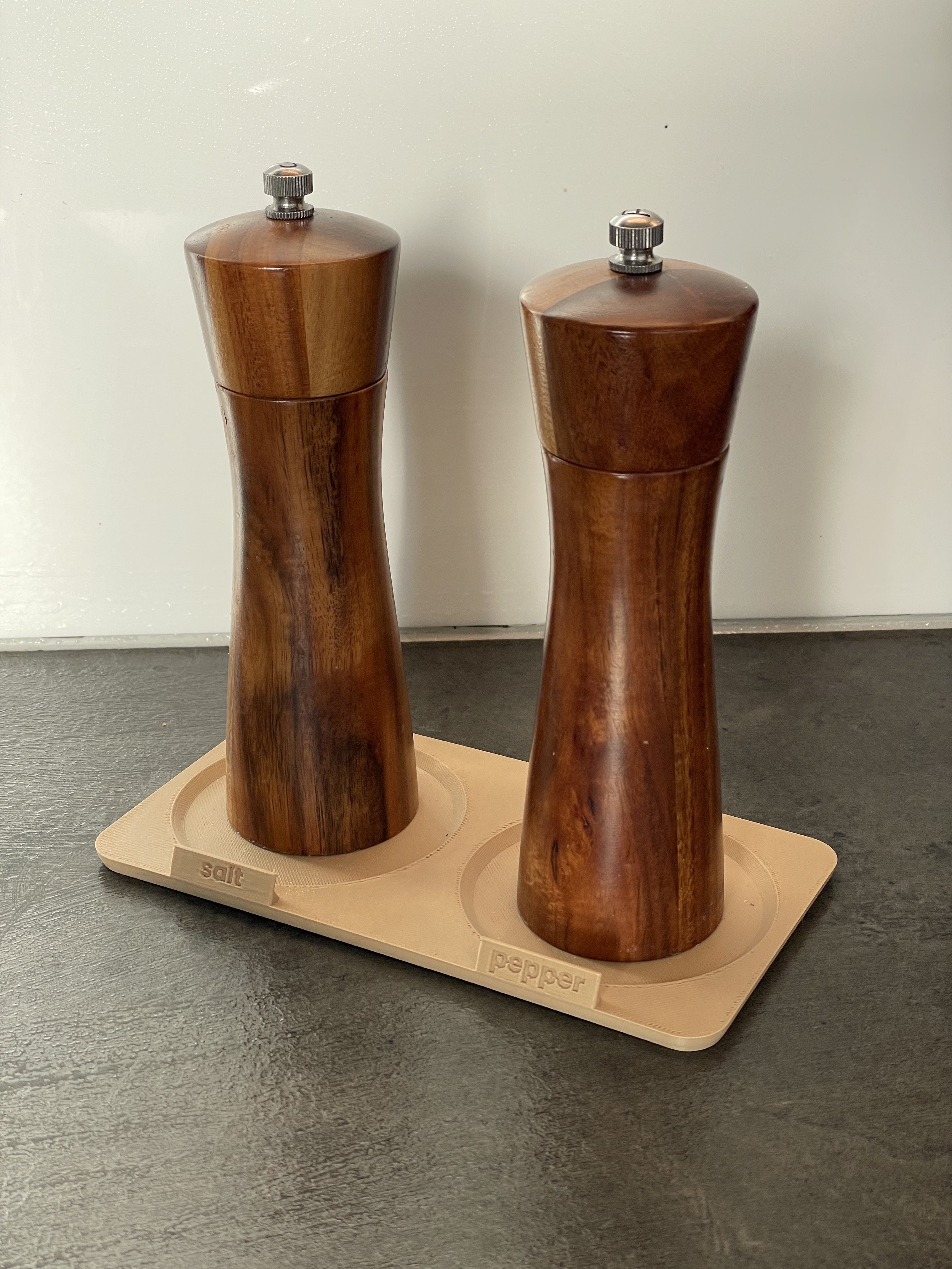Salt and pepper tray with labels