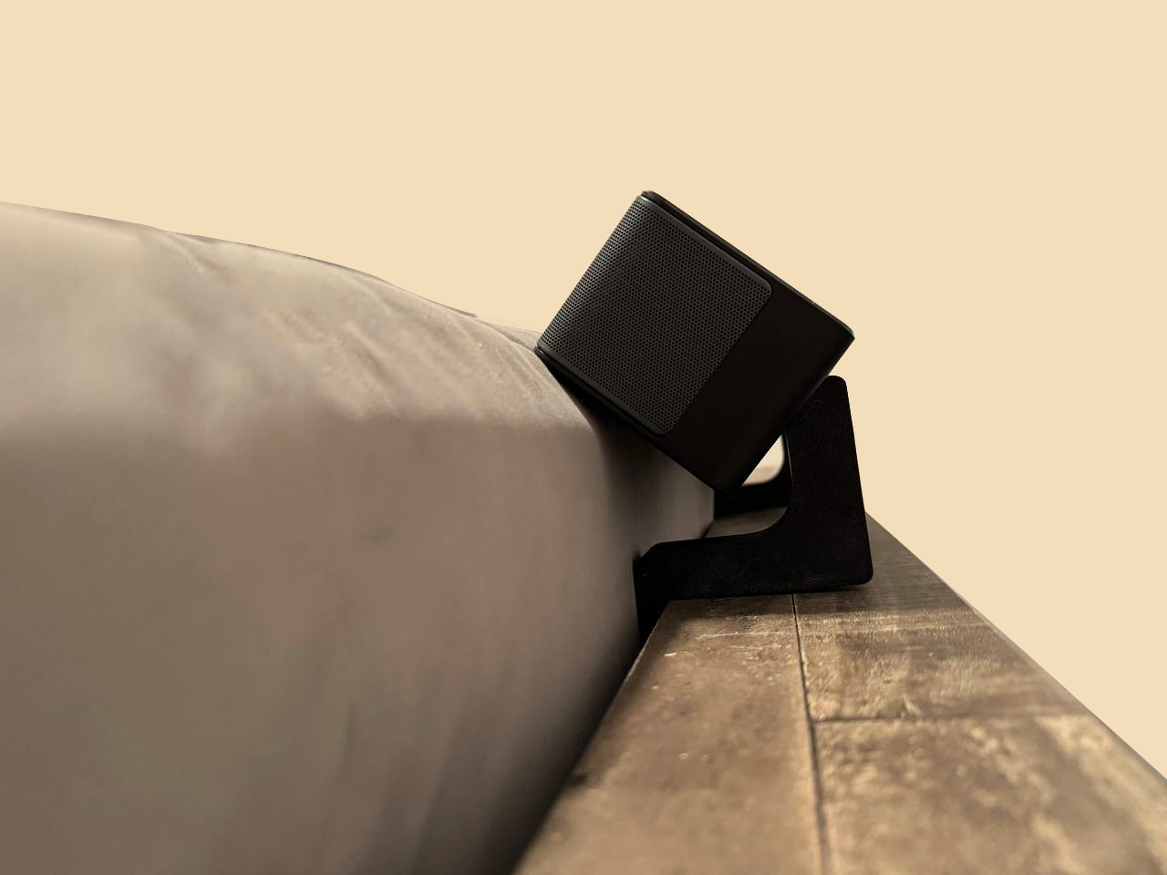 Soundbar Bedframe Mount for ULTIMEA