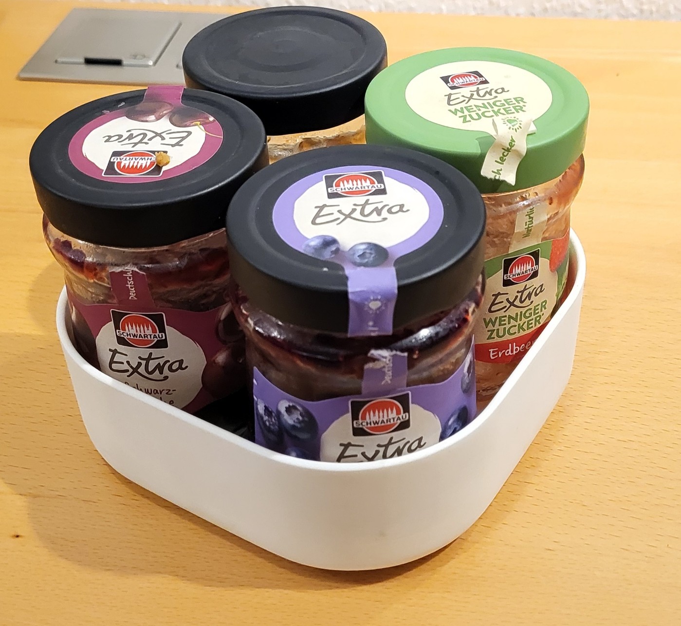 Marmelade Box for four Schwartau glasses