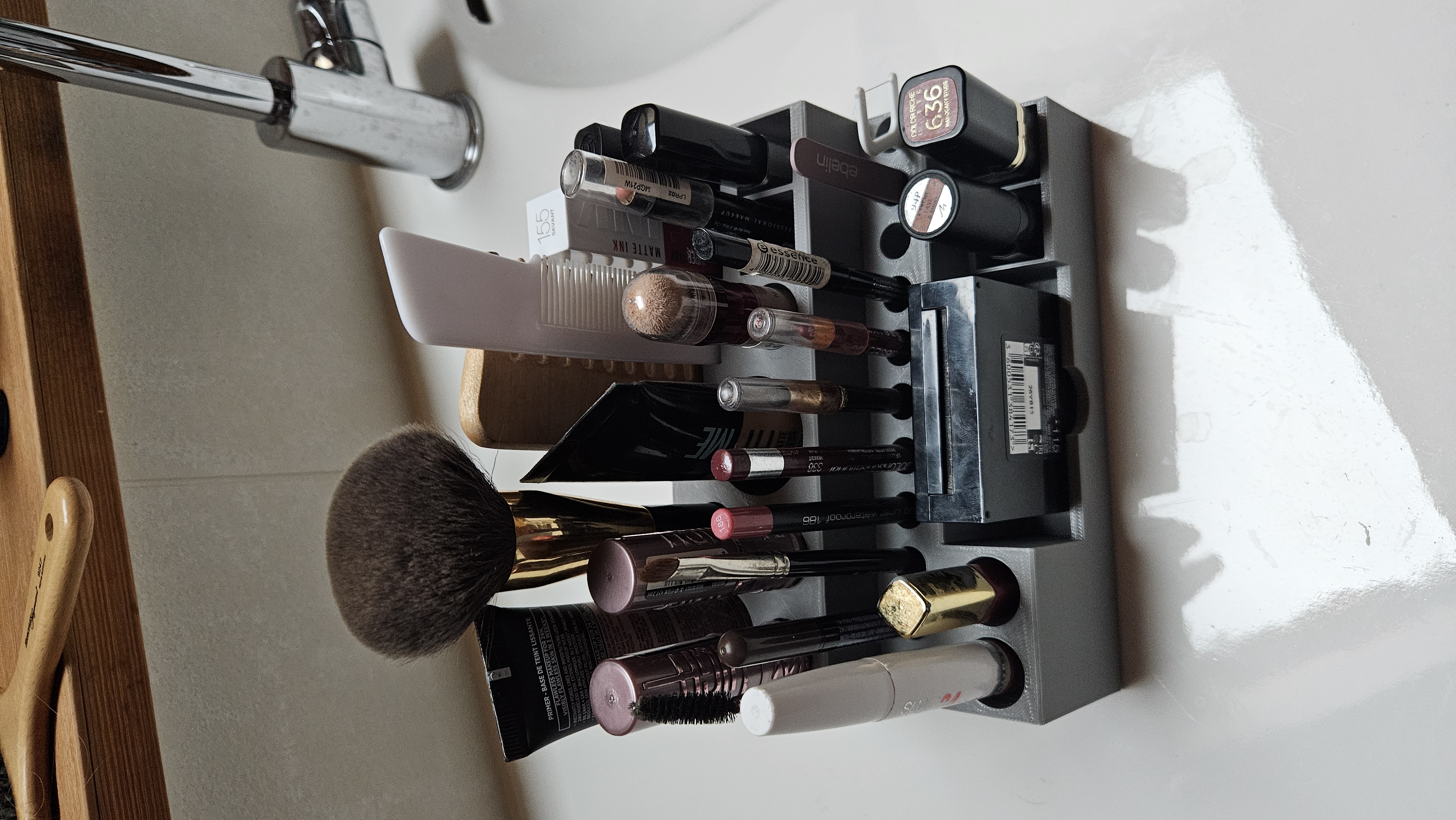 Make Up Organizer Remix