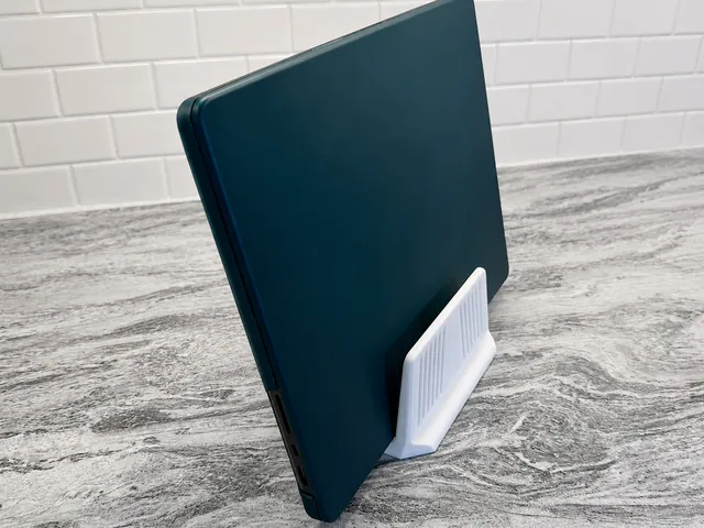Minimalistic Ventilated Laptop Stand