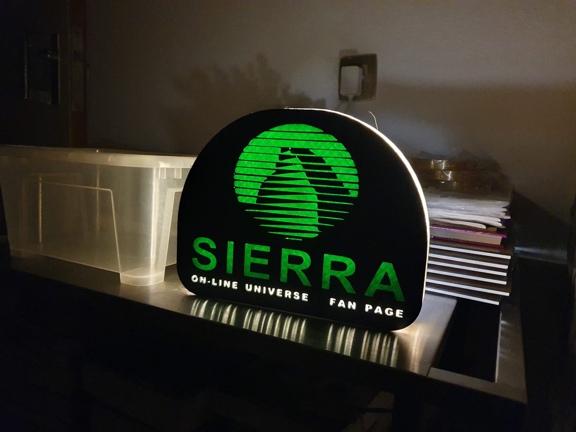 Sierra logo Lamp
