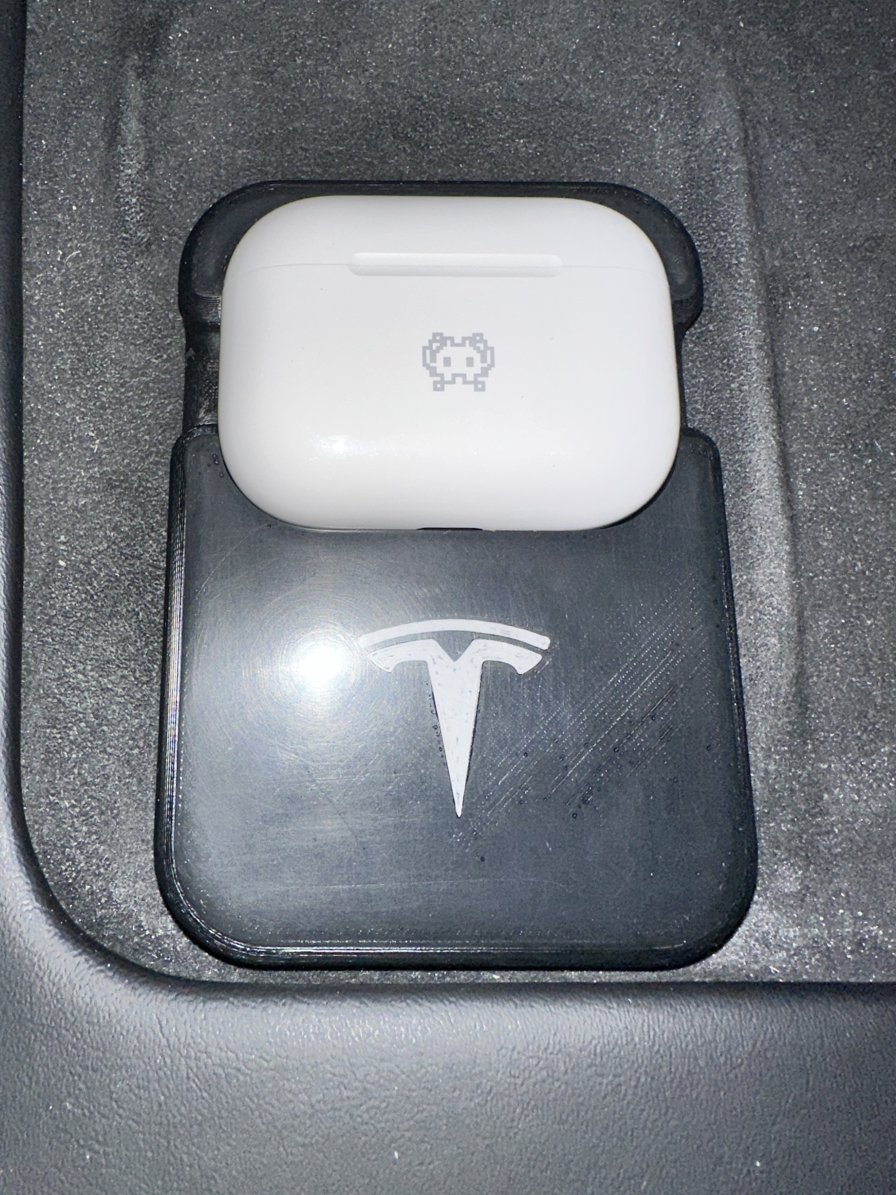 AirPods Pro 3 - Tesla Model 3 Charging Adapter 3D model thumbnail