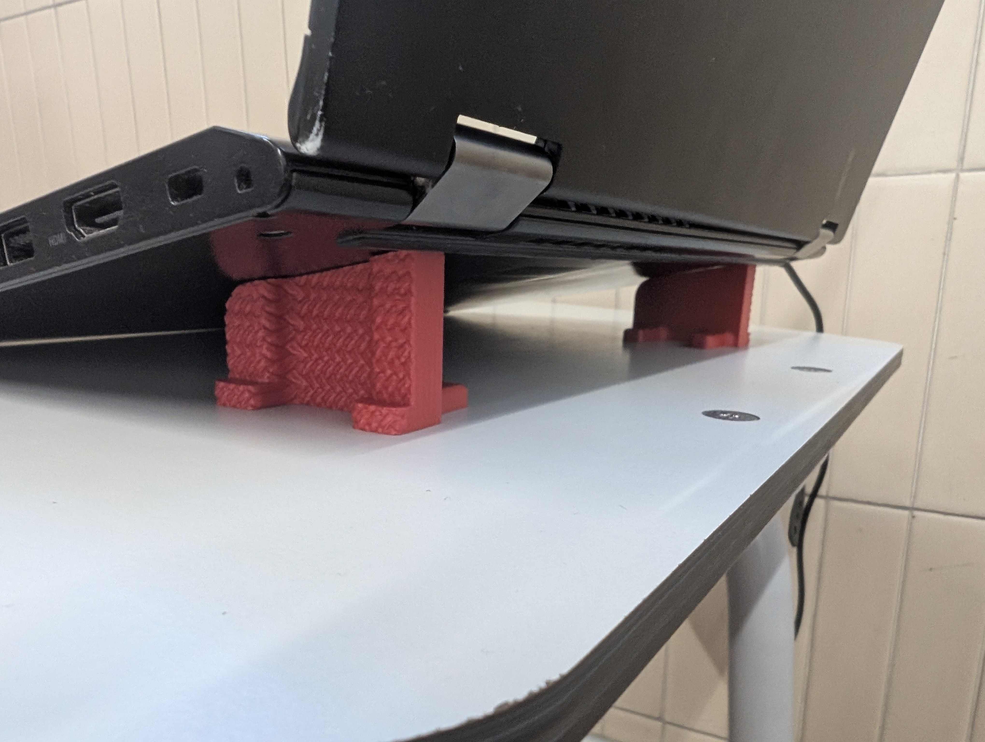 Portable Minimalist Laptop Feet - Elevated Cooling Stand