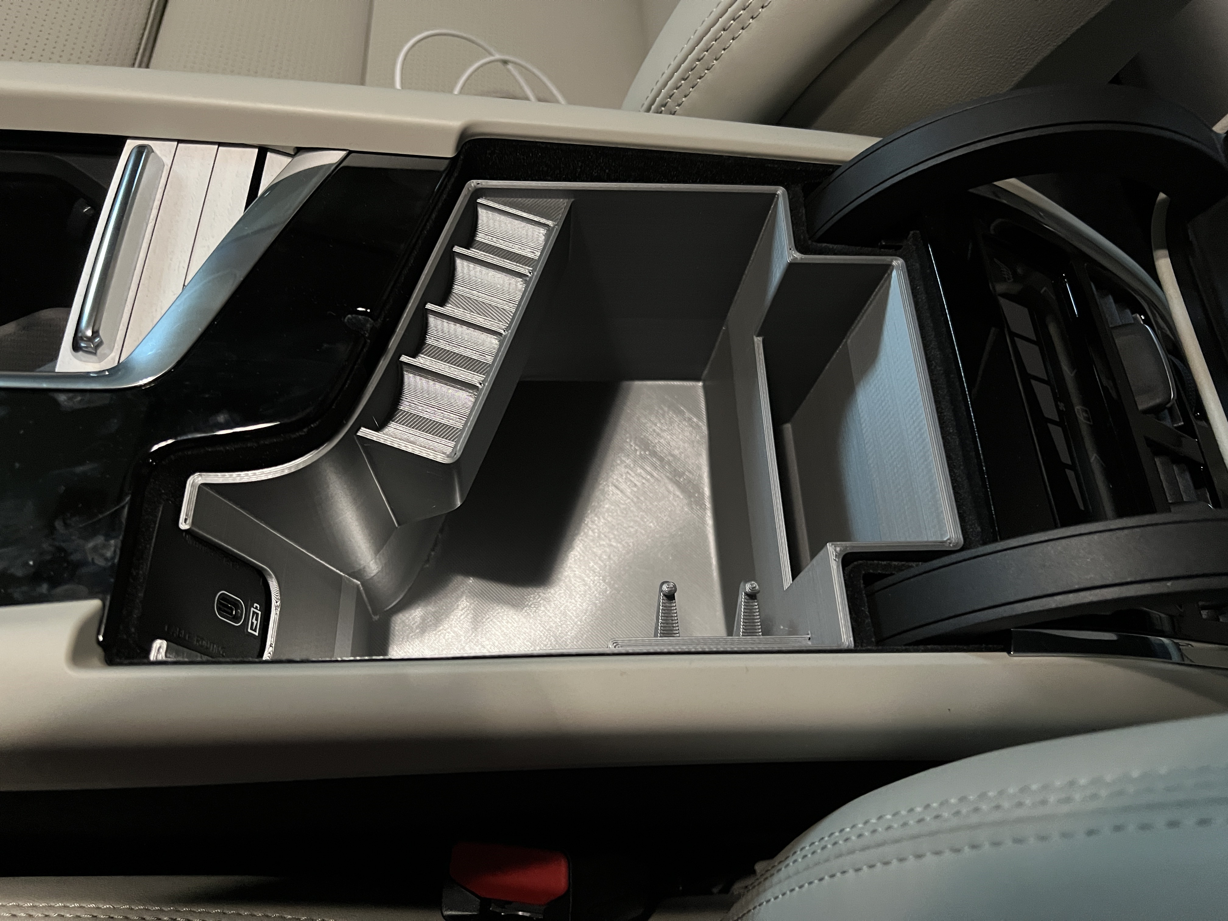 Volvo XC60 Console Organizer w/ coin holder added