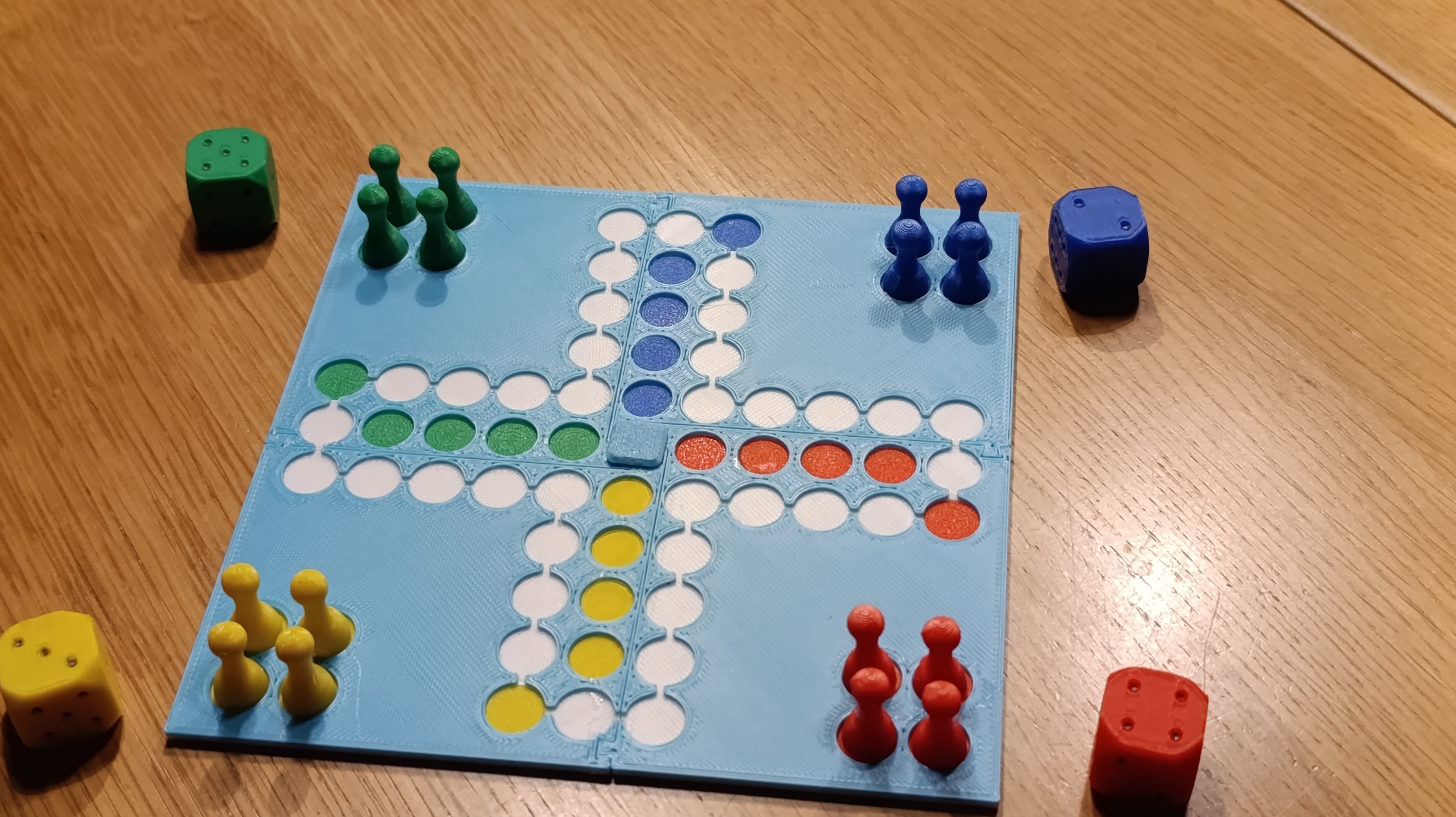 "Ludo"-like Mini Game / "Mensch ärgere dich nicht"-ähnliches Mini-Spiel