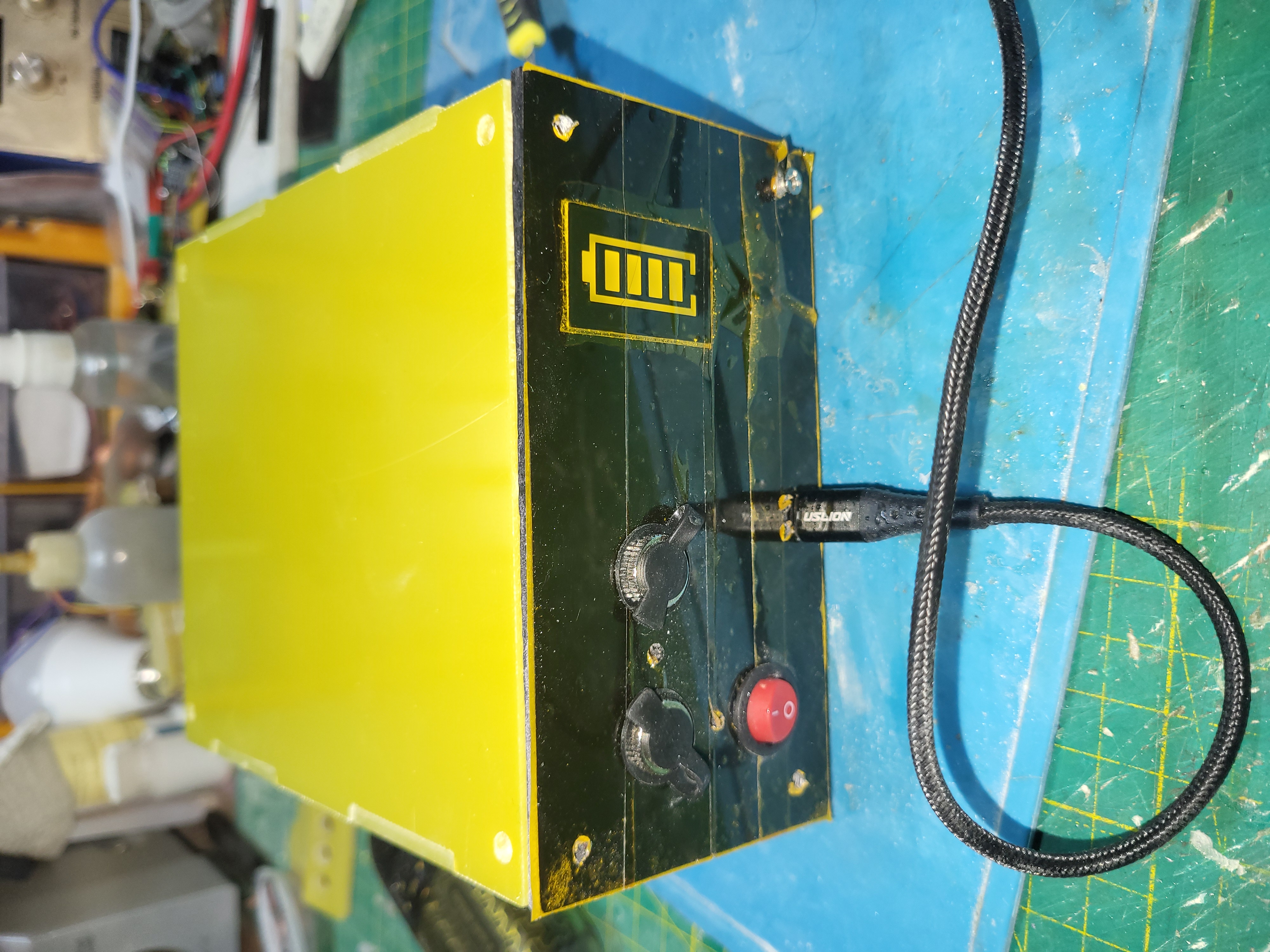 Compact UPS system for routers and electronics