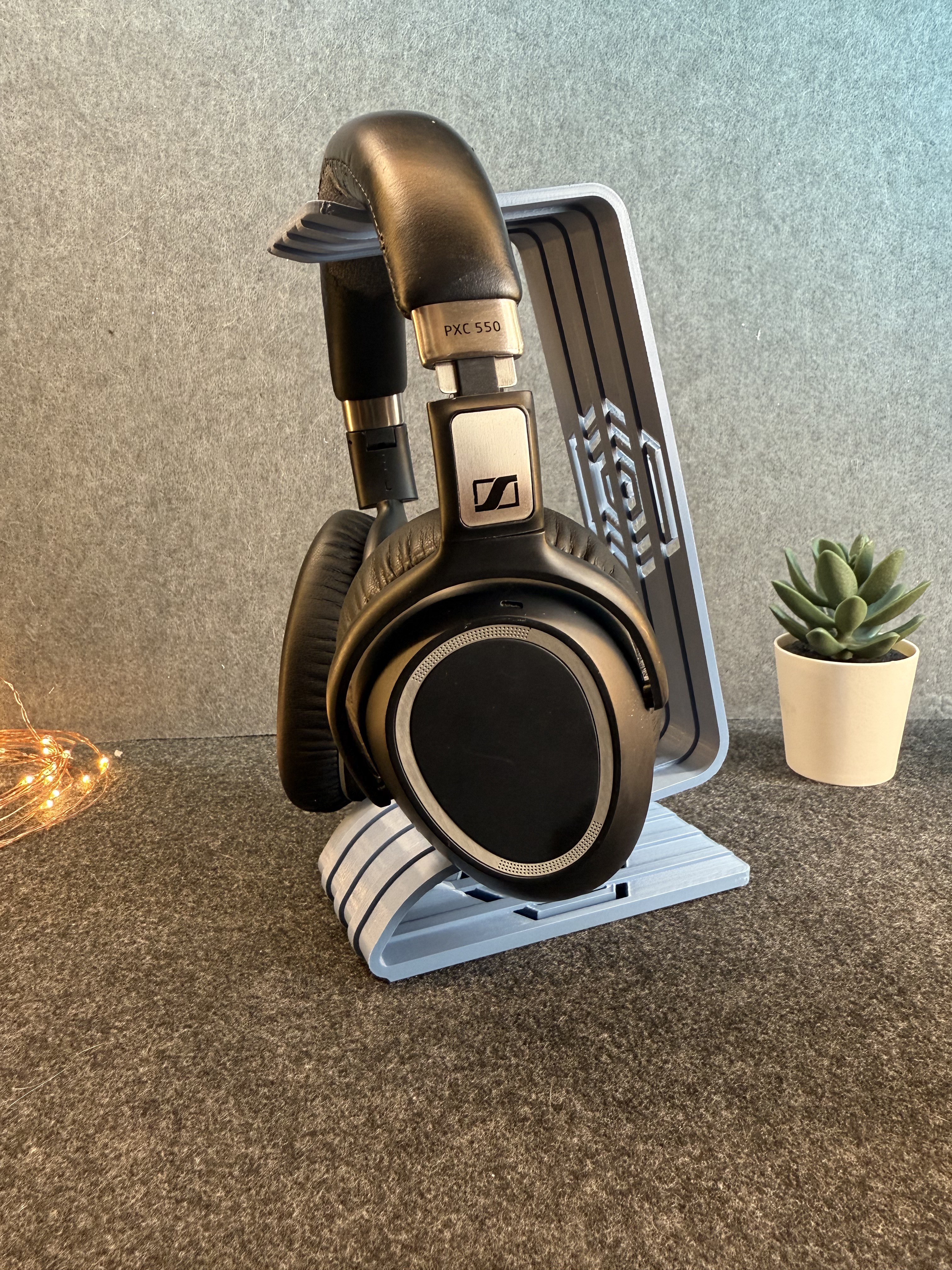 Spider Headphone Stand