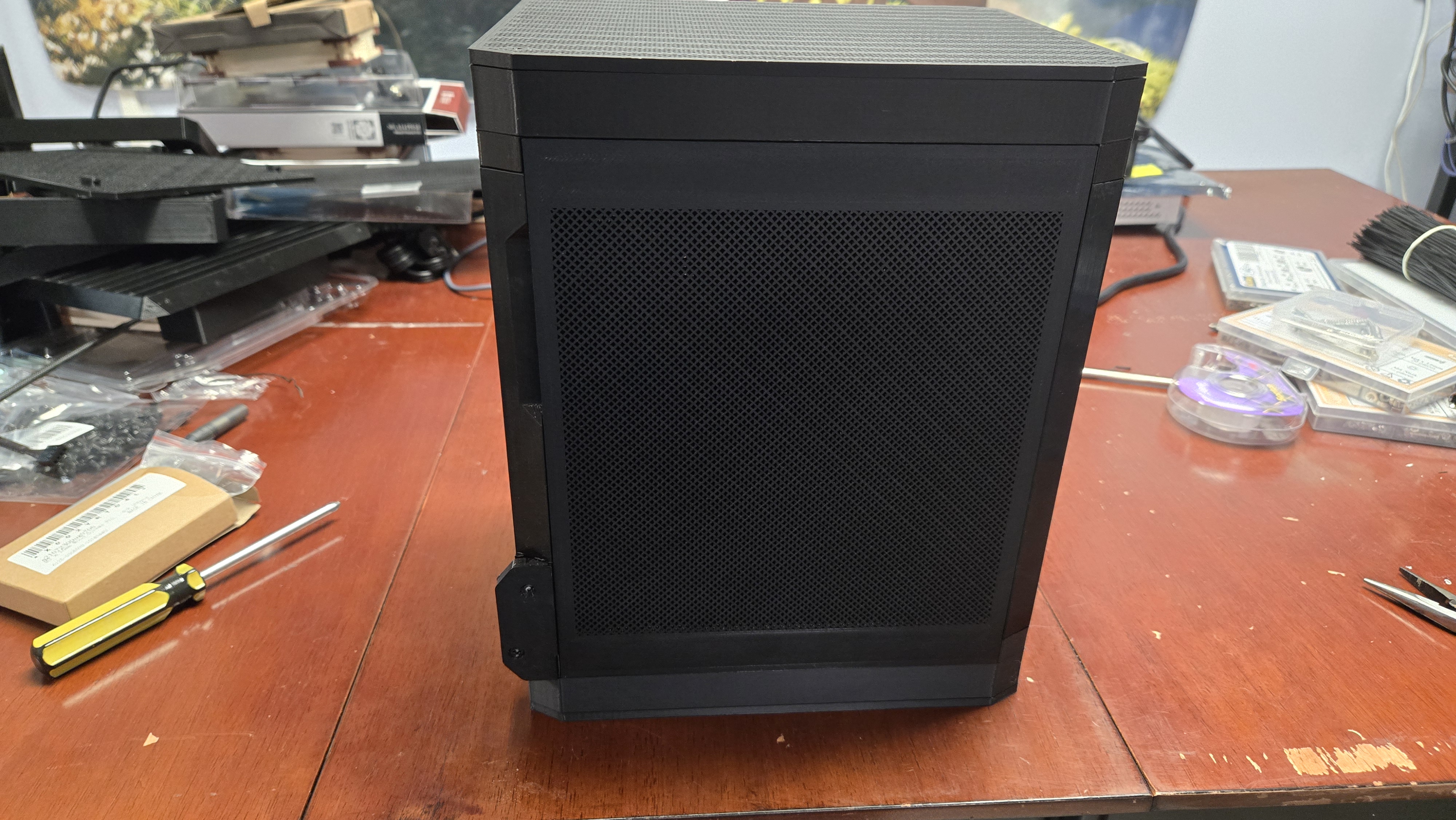 MASS NAS Magnet Holes for Top
