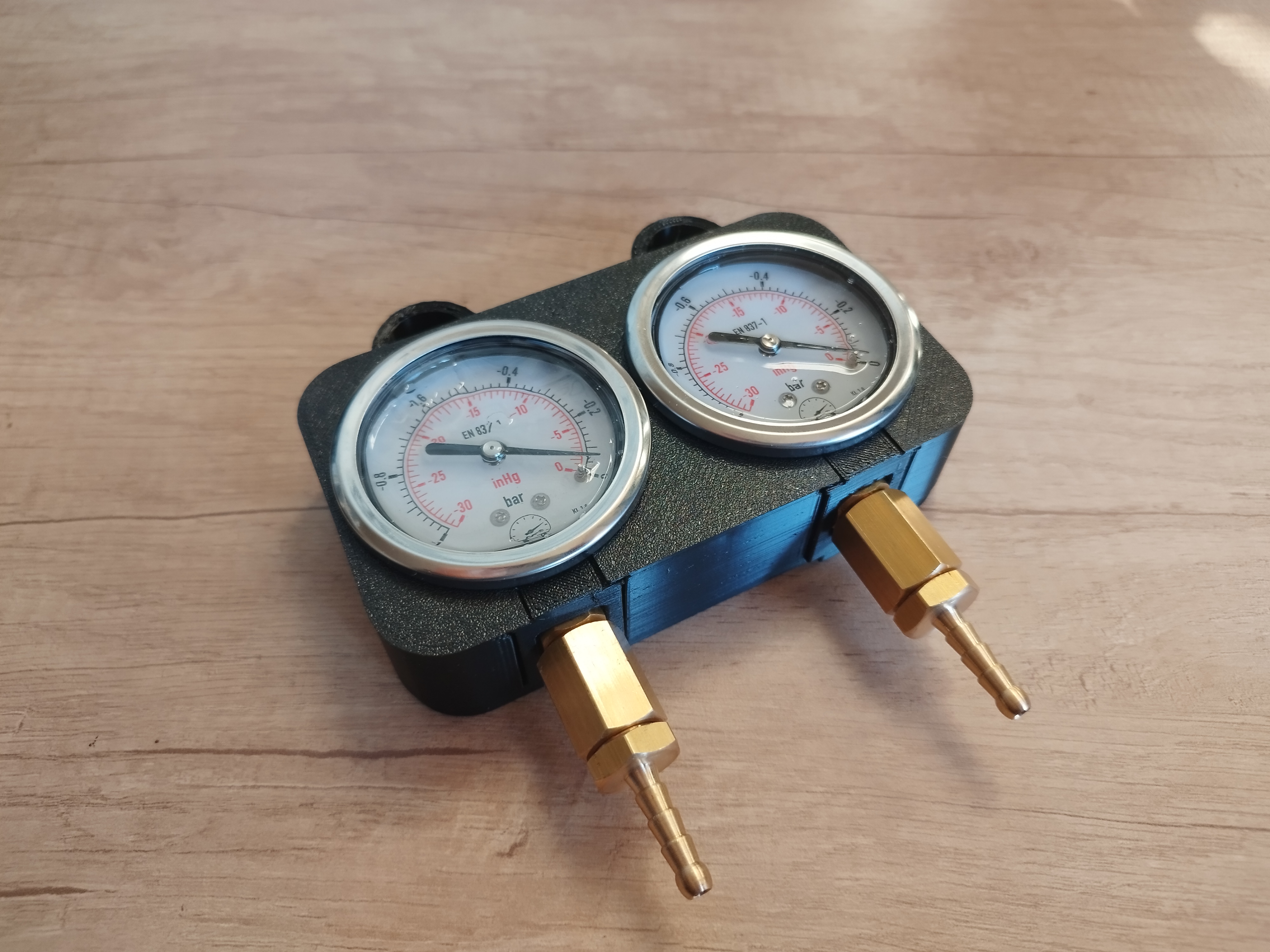 Carburator Synchronization tool