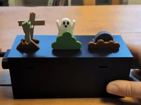 Zombie Graveyard, Halloween Crank Automaton