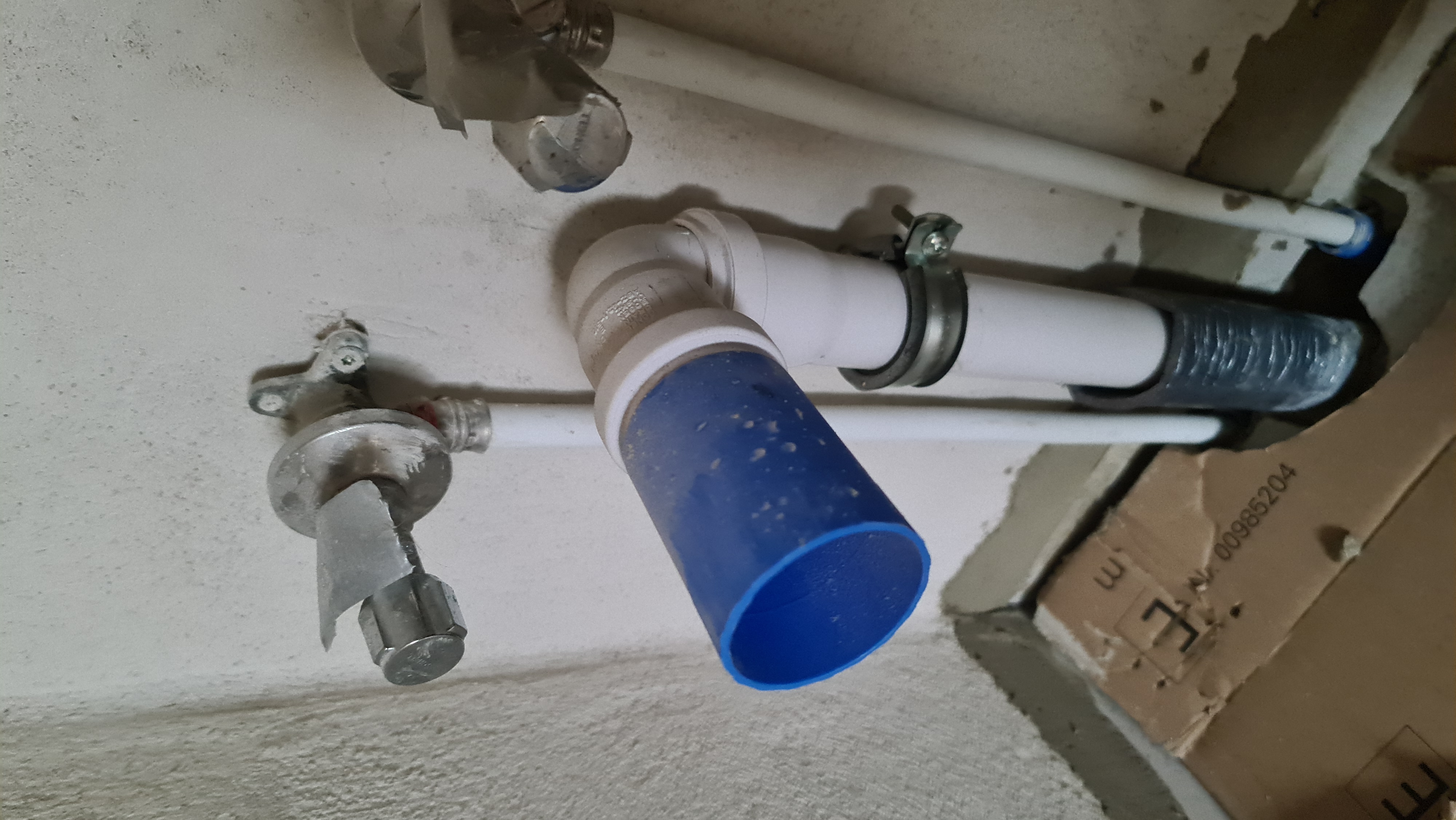 Universal drain plug for rough installation DN50, DN40, DN32