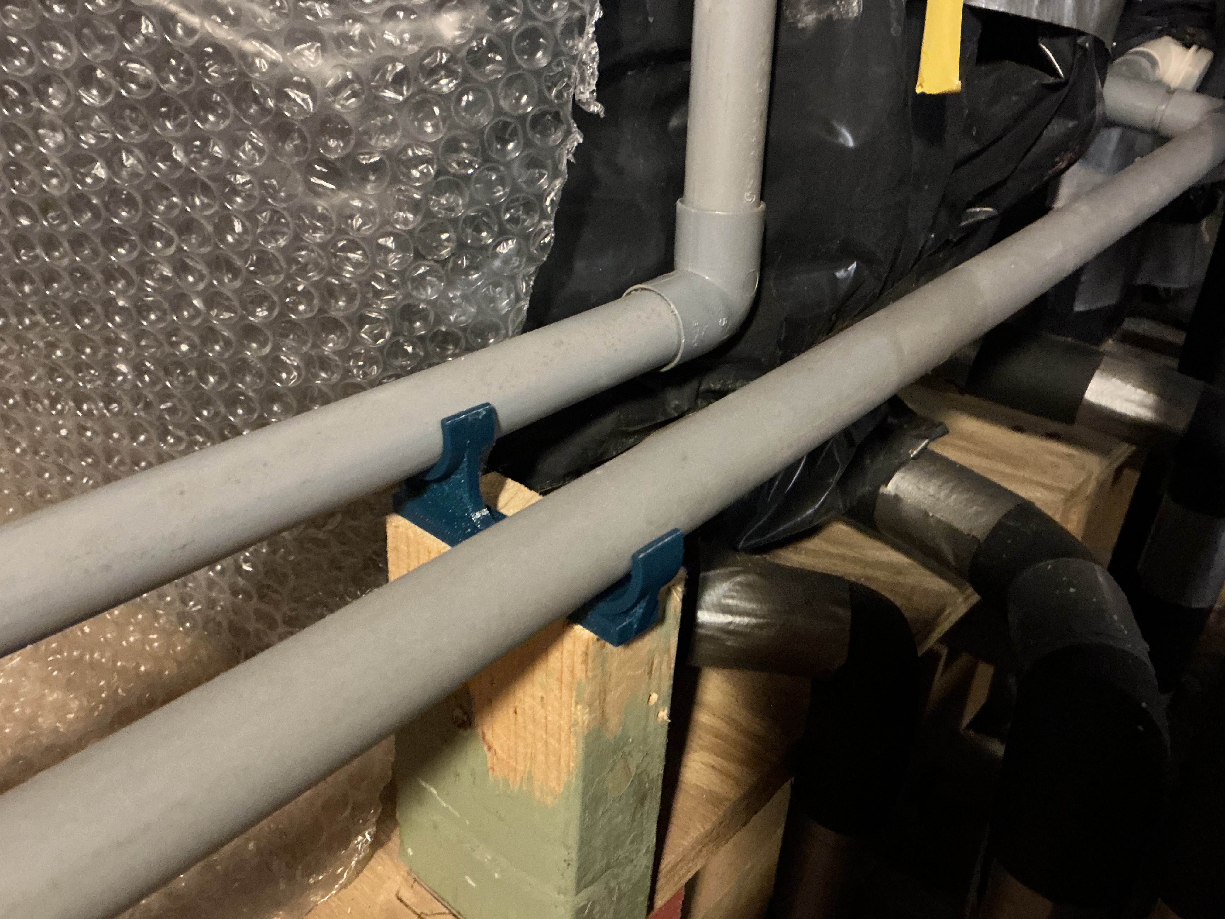 Miniatura 2 do modelo 3D Overflow Pipe clips