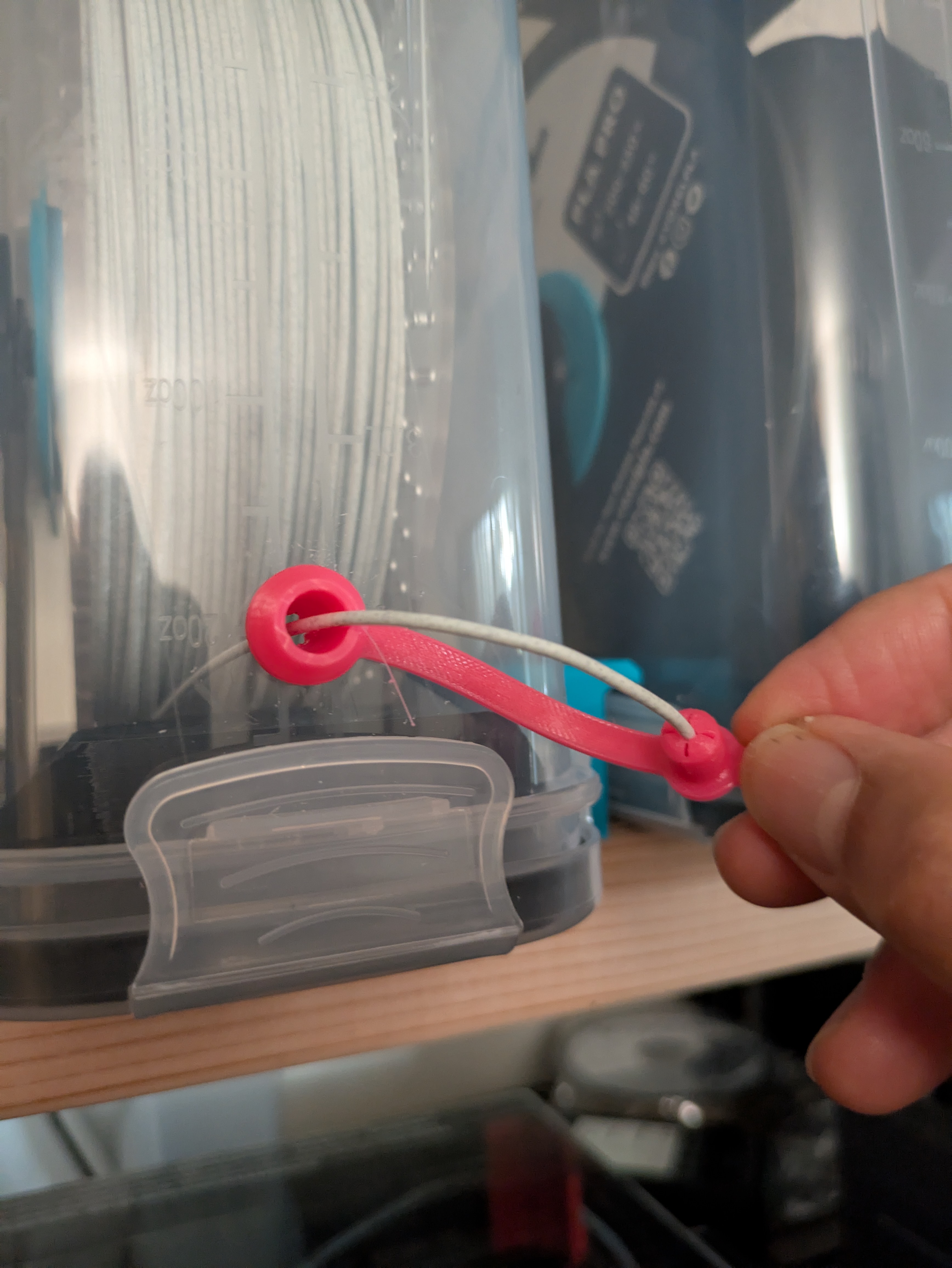 TPU Filament Plug for Cereal Box Storage (3/8" Bung Style)