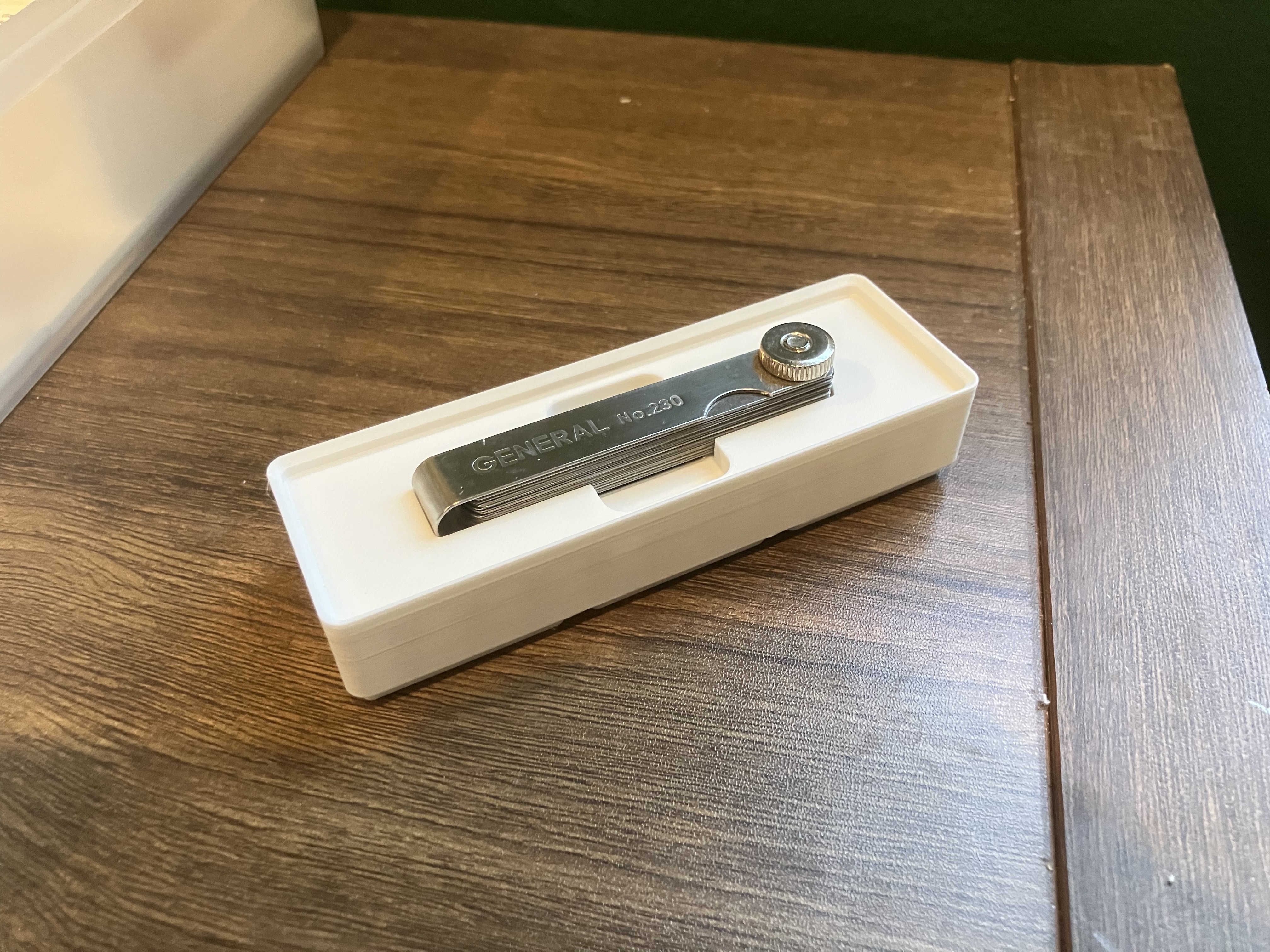 Gridfinity General No. 230 Feeler Gauge Holder