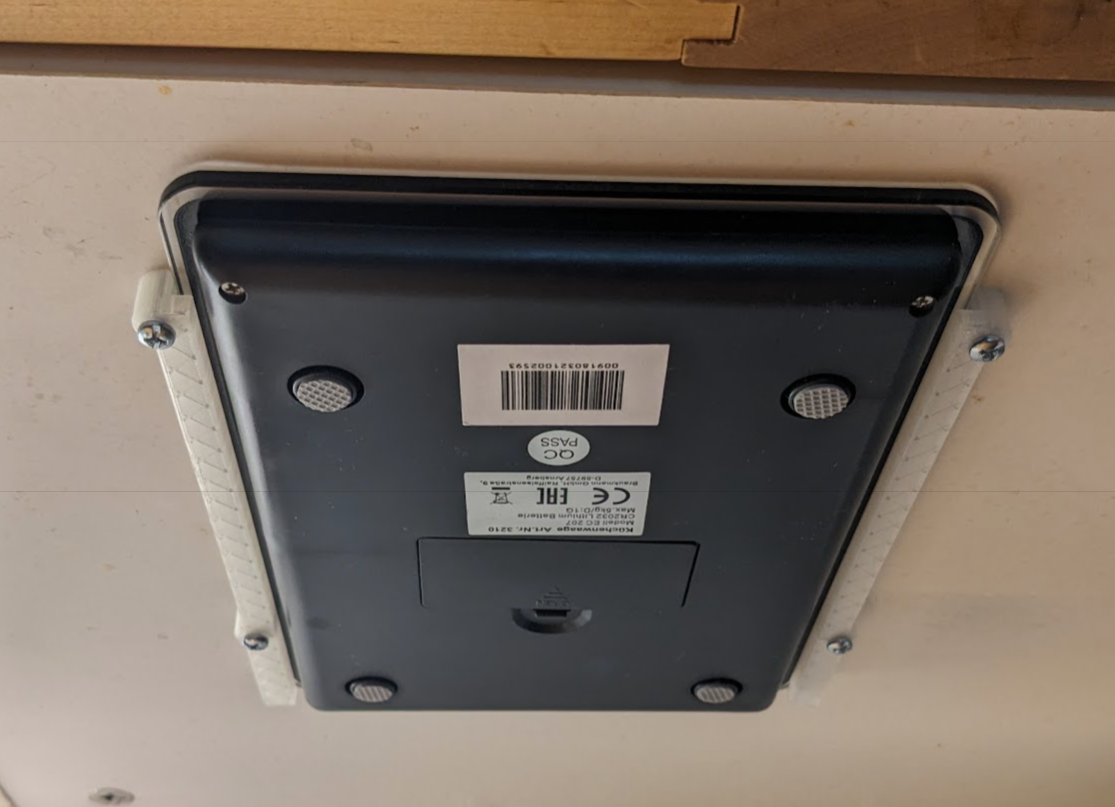 Scale holder, kitchen and office
