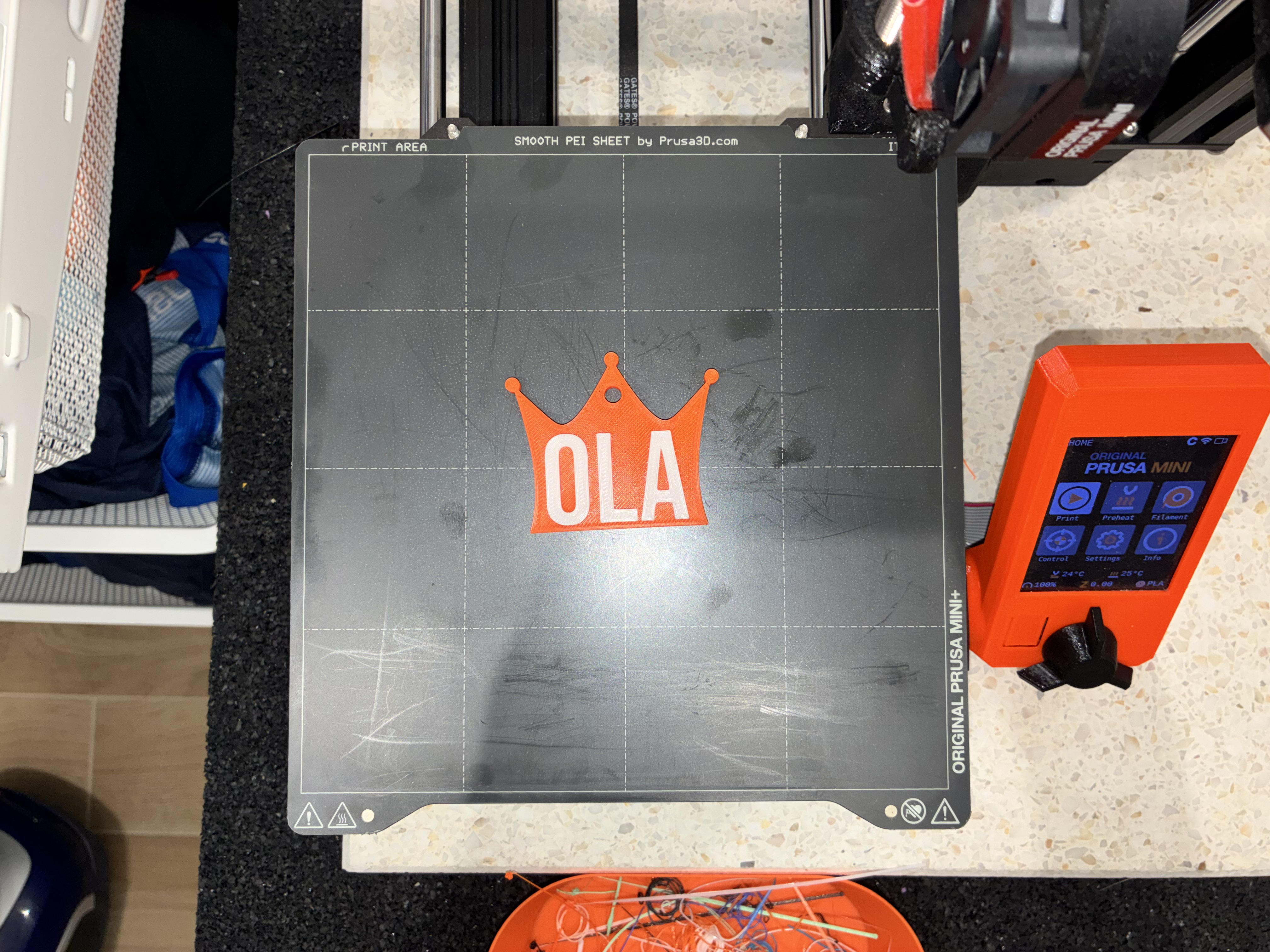 Ola Crown Keychain - Personalized Name Tag & Bag Charm (No Supports, Prusa Mini Tested)