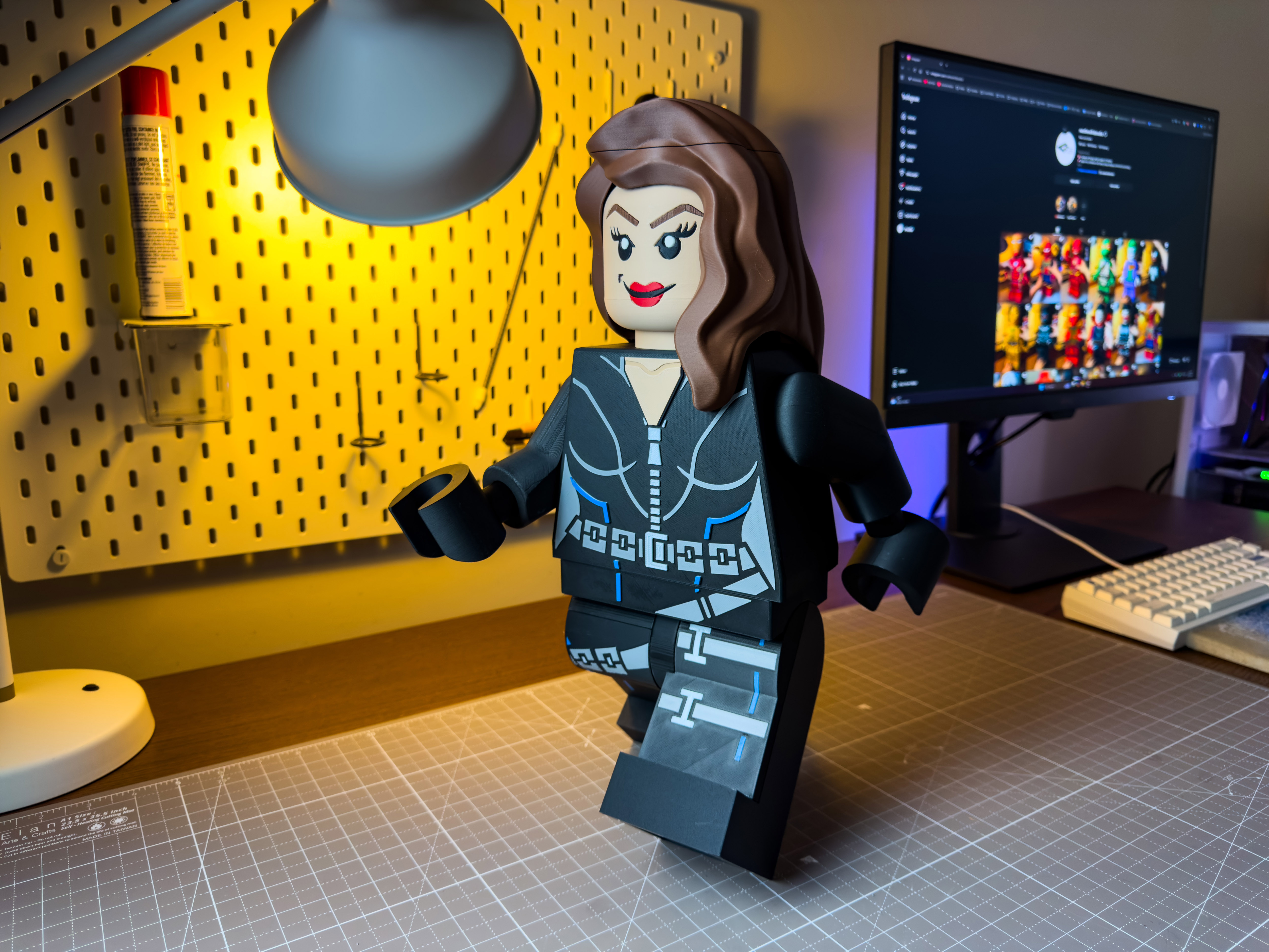 Black Widow Modular Figure — miniatura 8