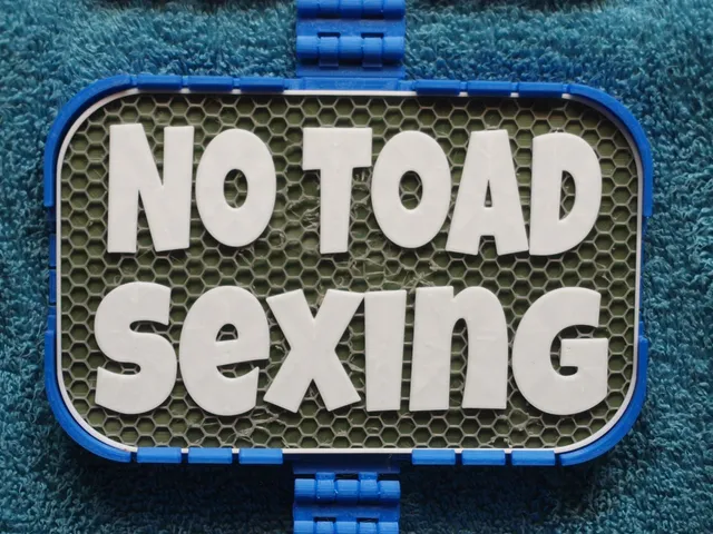 No Toad Sexing sign