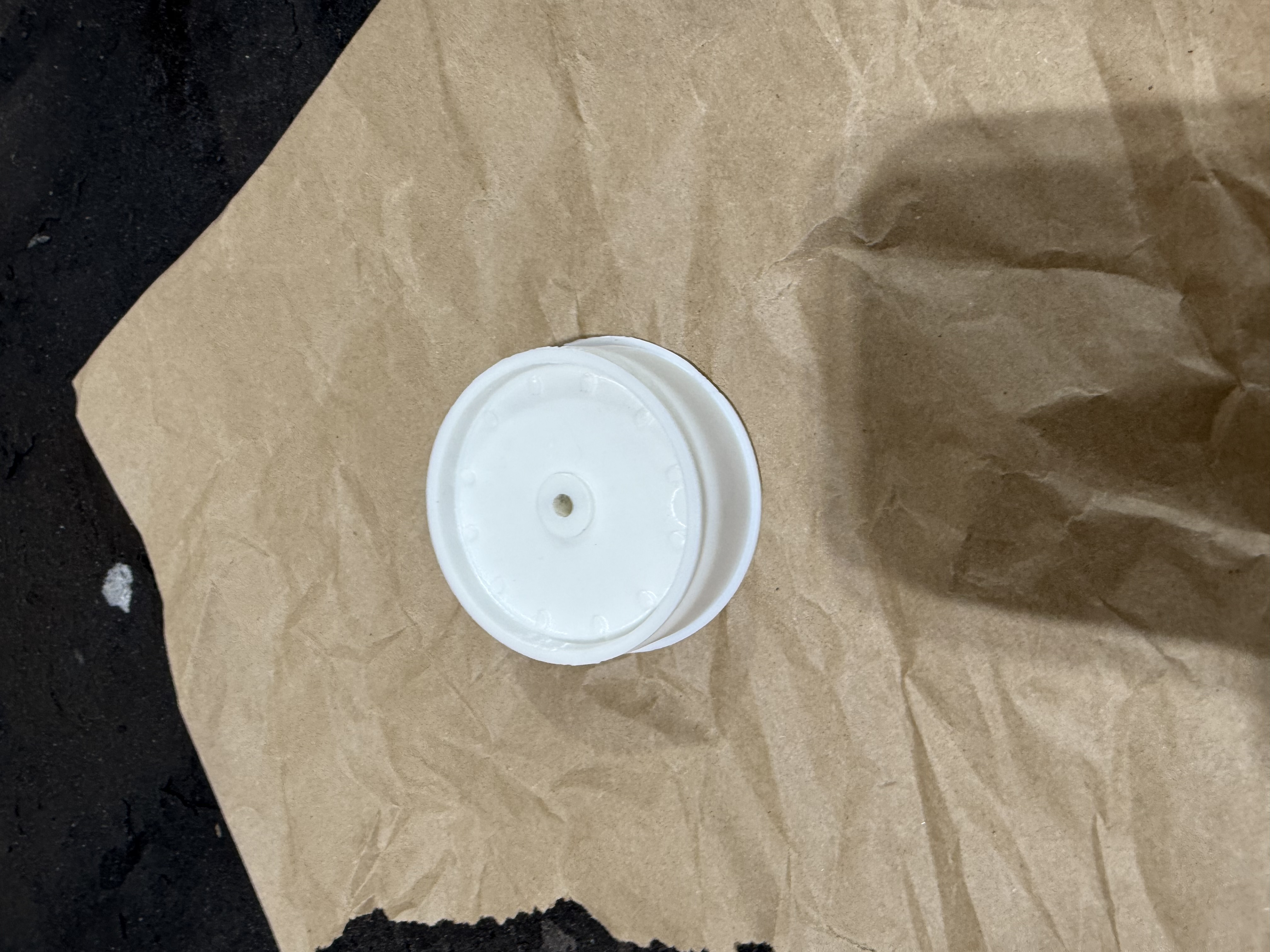 Toy tractor replacement wheel rim