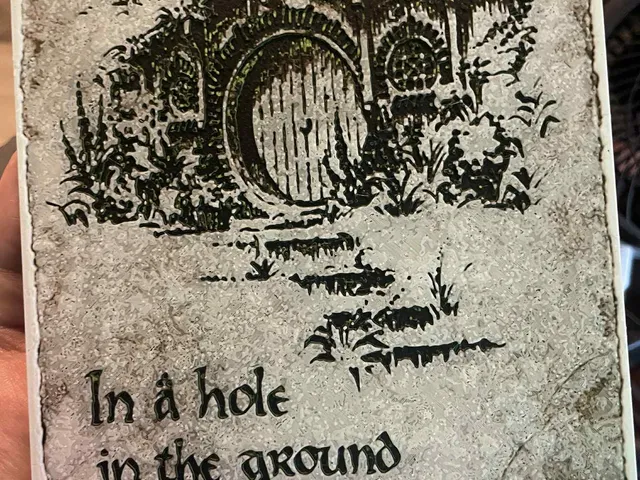 hobbit hole-hueforge