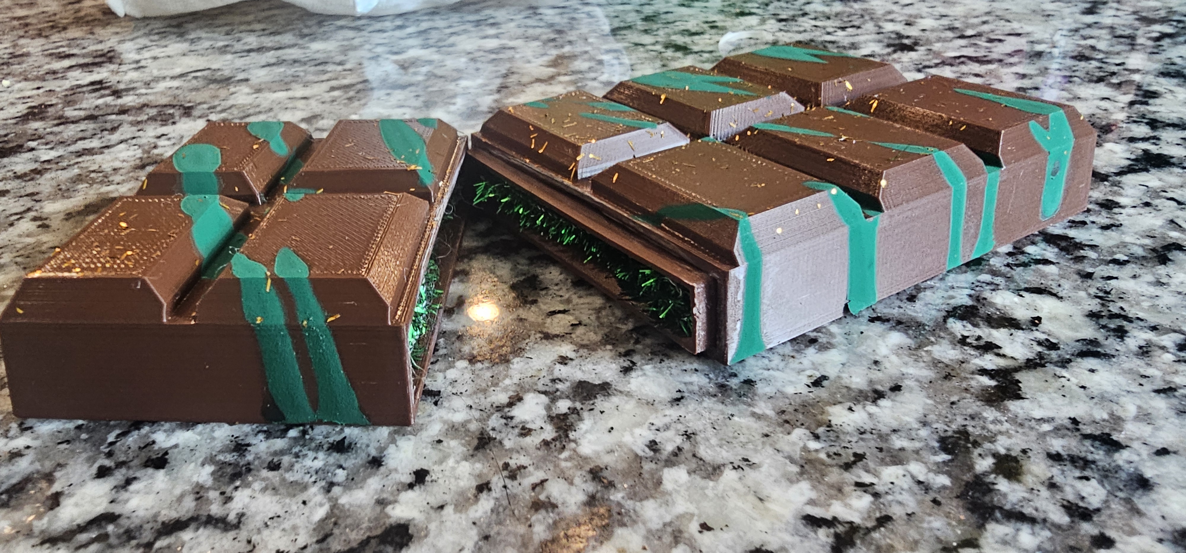insert for dubai chocolate bar