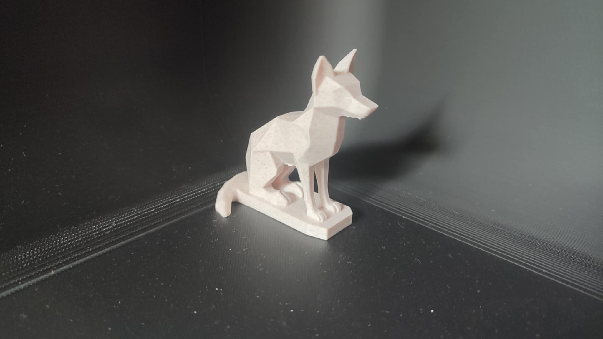 Lowpoly Fox Statue — thumbnail 3