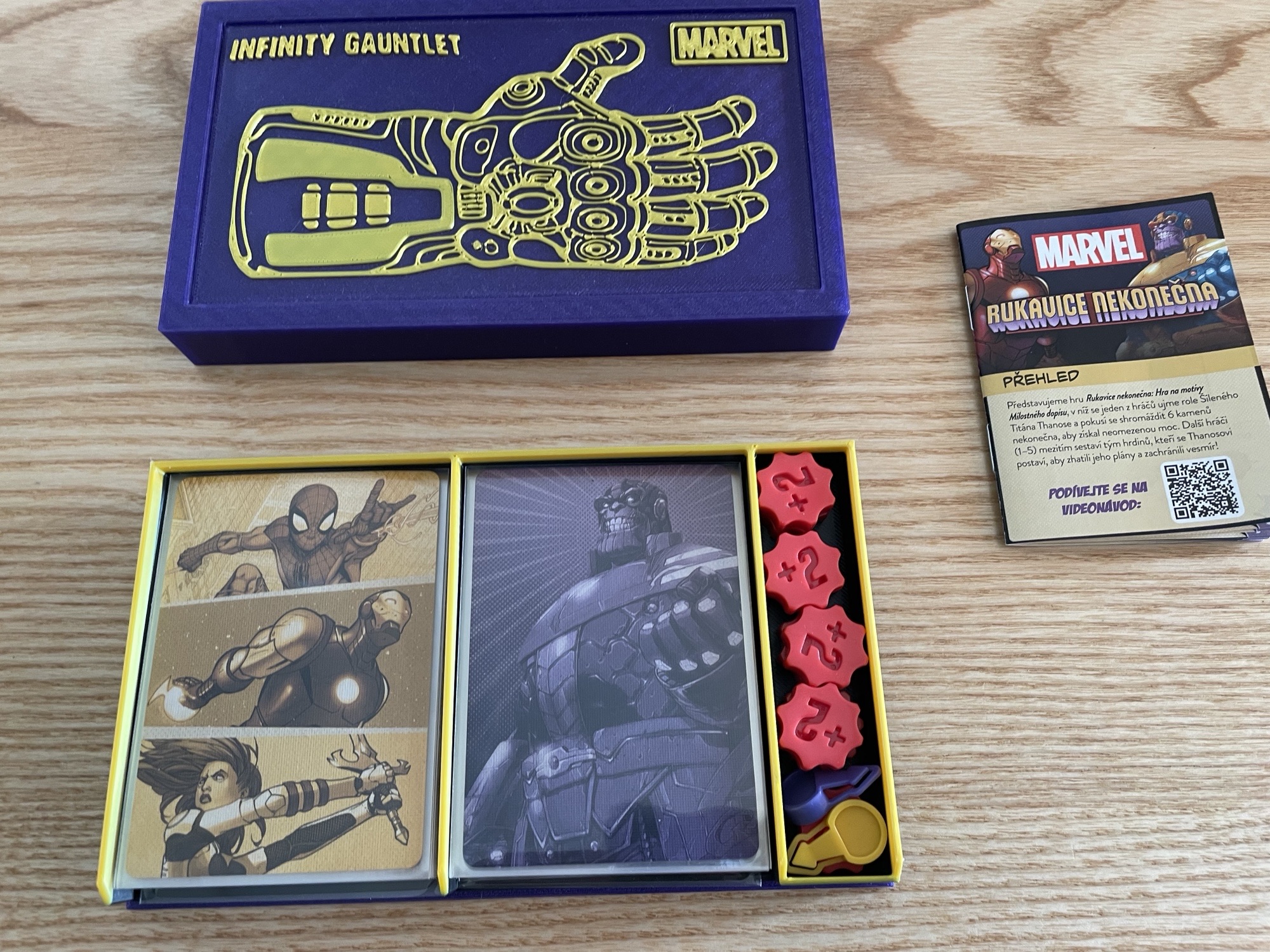 Miniatura 2 do modelo 3D Infinity Gauntlet organizer