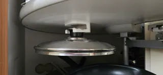 pot-lid-holder