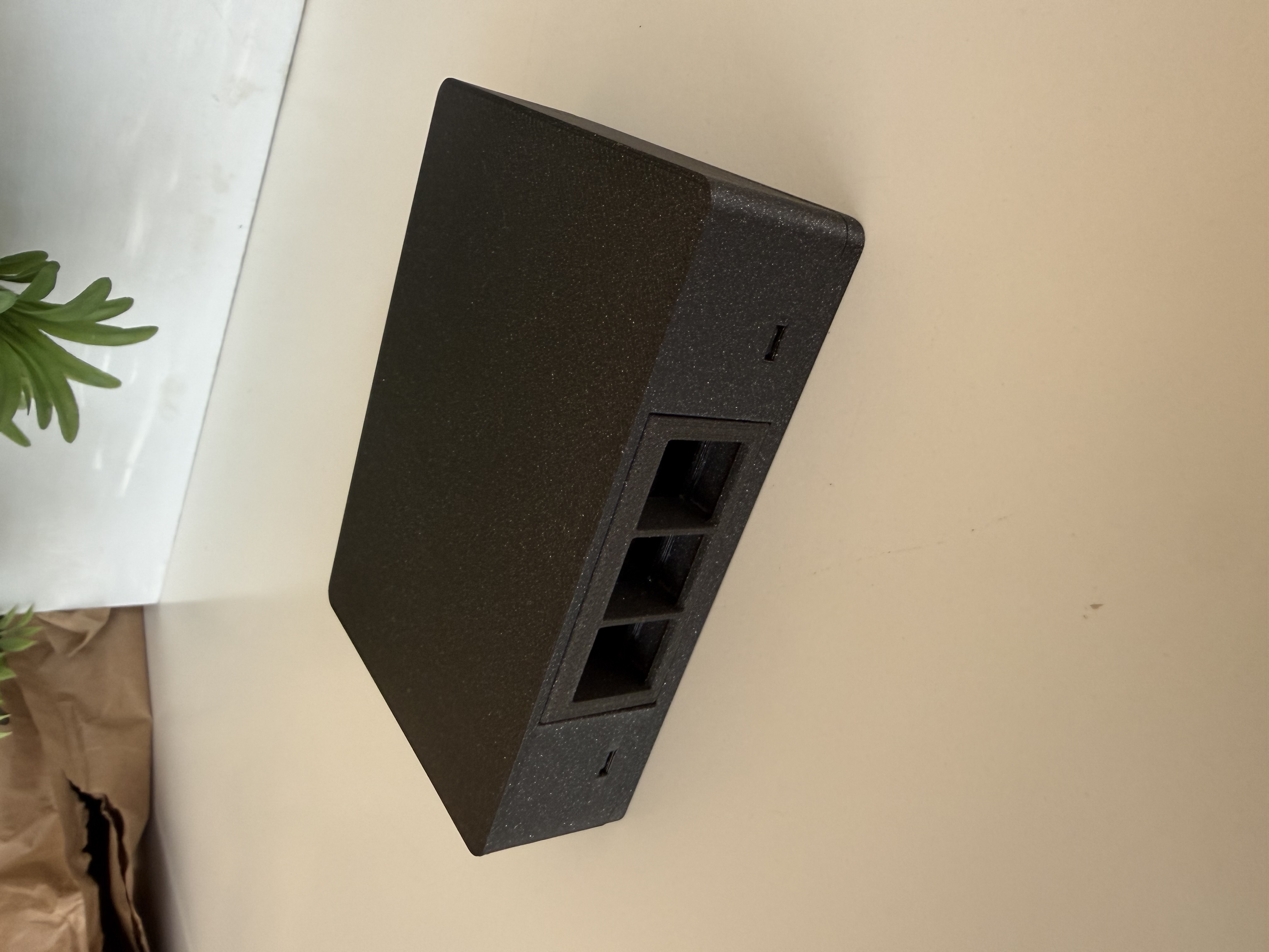 Wallplate for 3 Keystones (remastered) 3D model