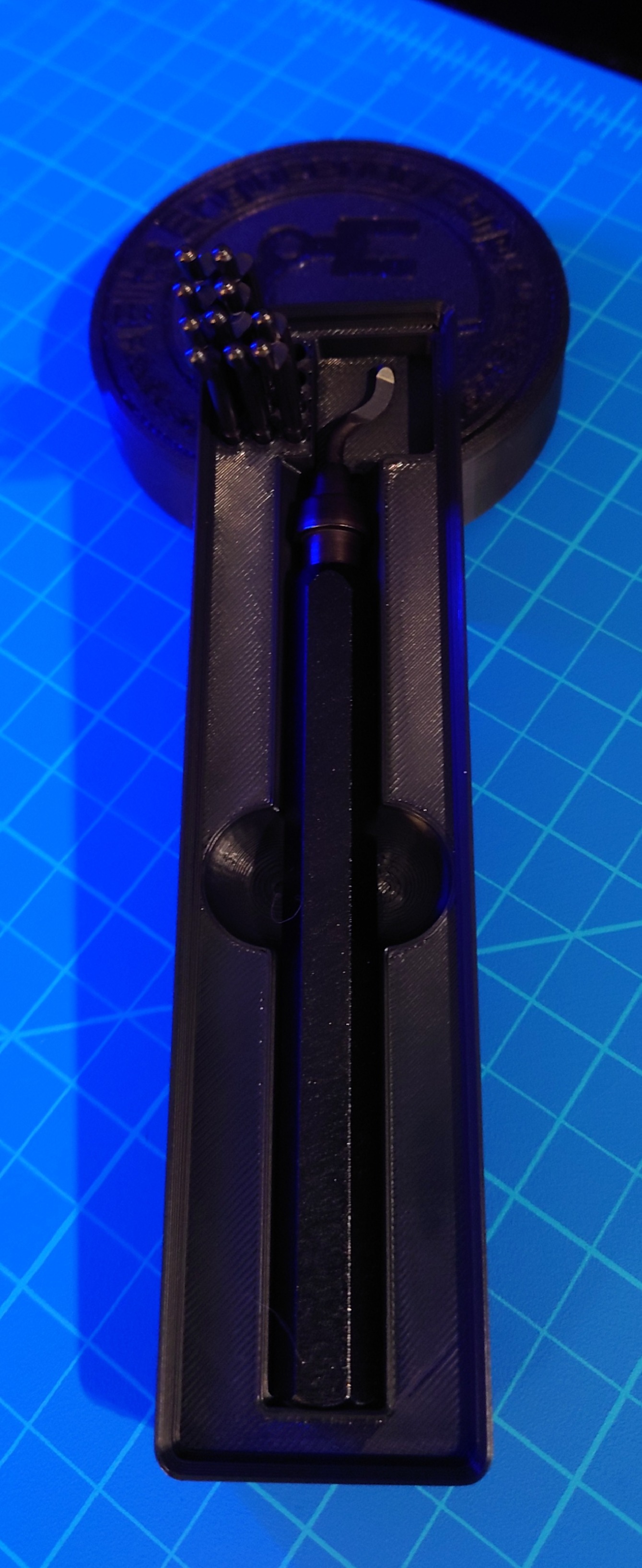 Gridfinity Burr Knife Holder 3D model thumbnail