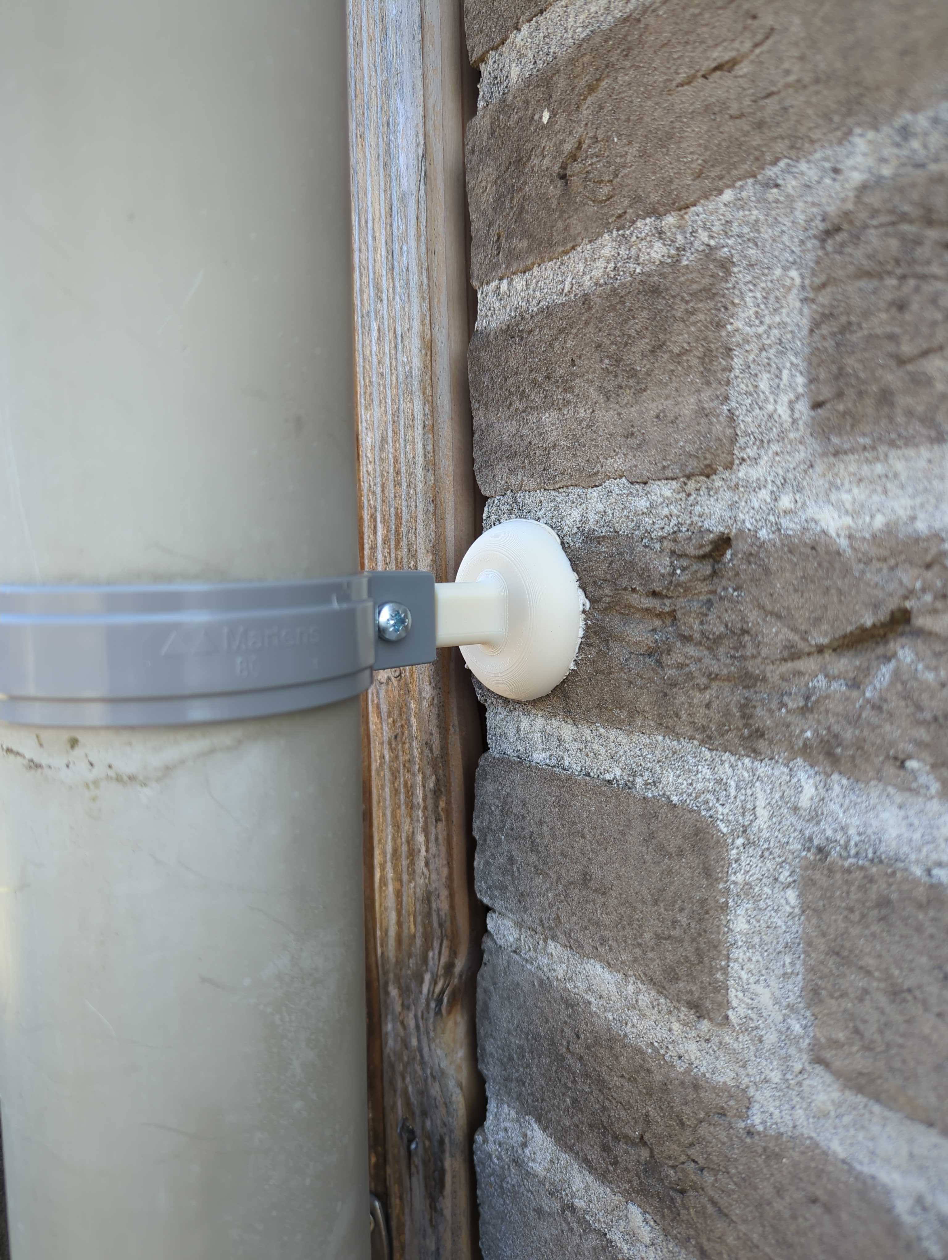 Miniatura 2 do modelo 3D Pipe clamp wall mount