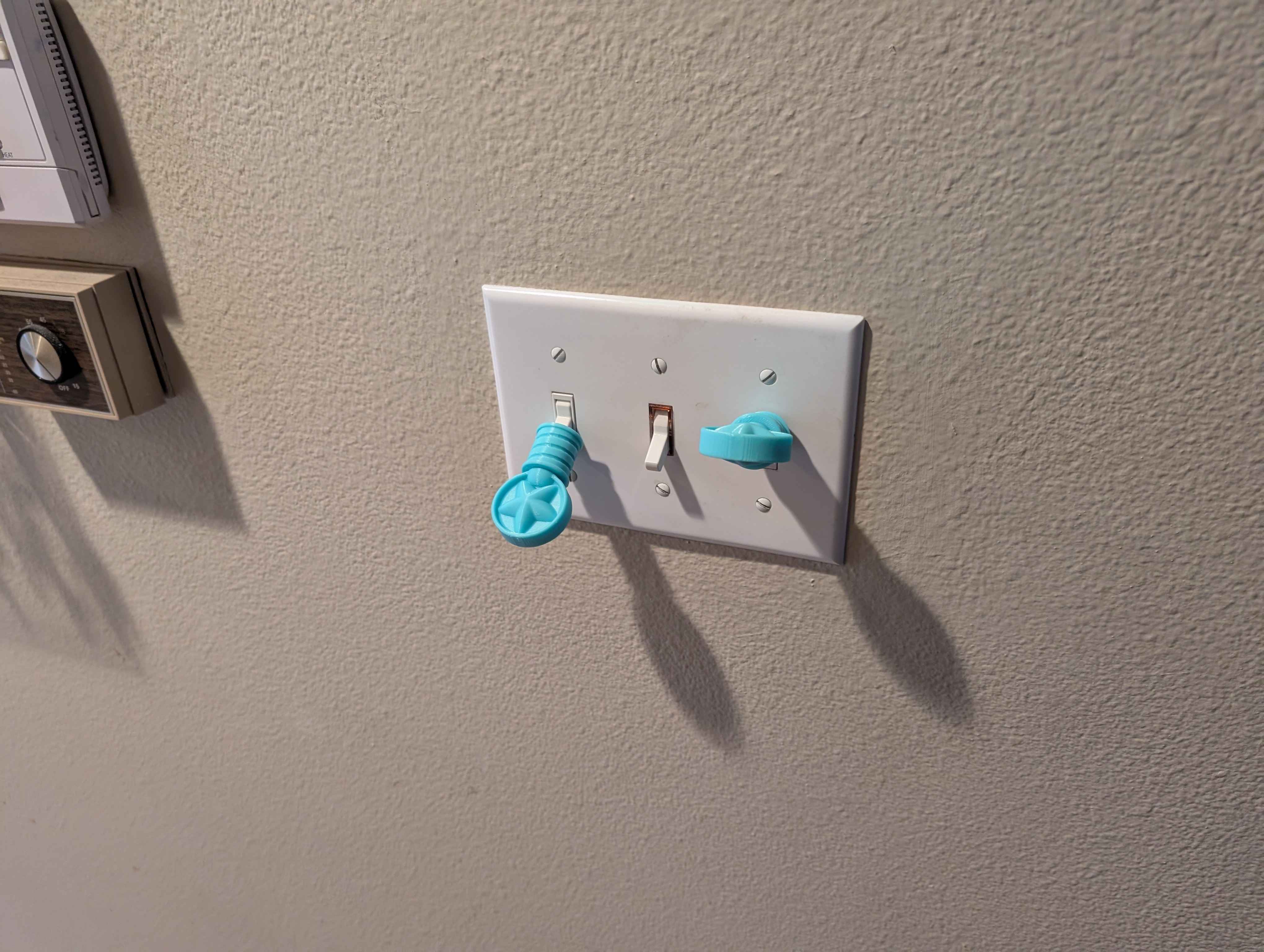 Decorative Accessibility Lightswitch Extender (Star Wand) — miniatura 2