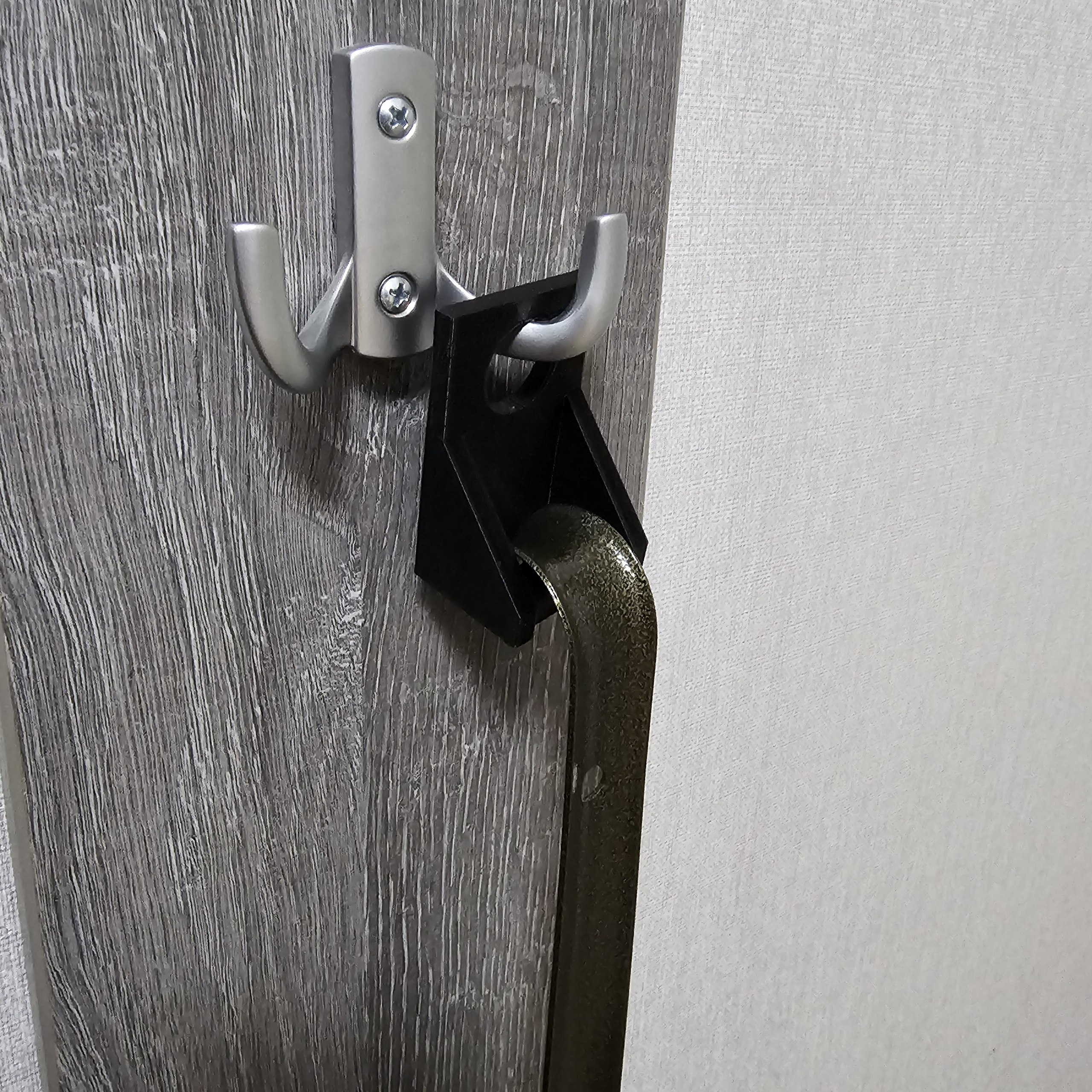 Shoehorn holder – Hook-mounted version