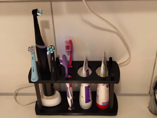 Kaspers ToothBrush / Paste  Holder