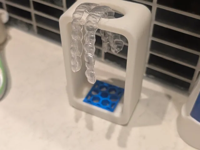 Invisalign holder