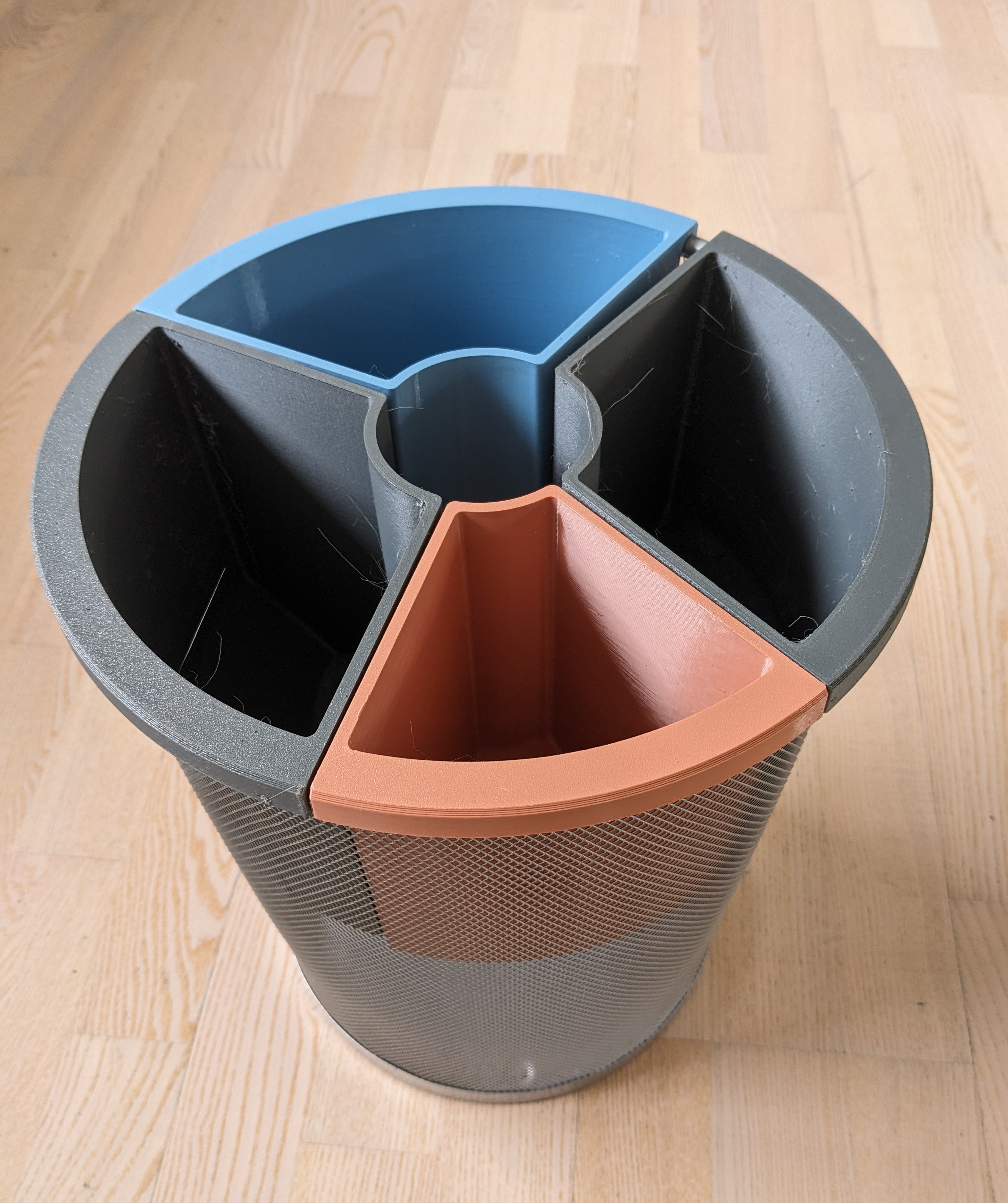 Paper bin trash sorting inserts. Fully customizable.