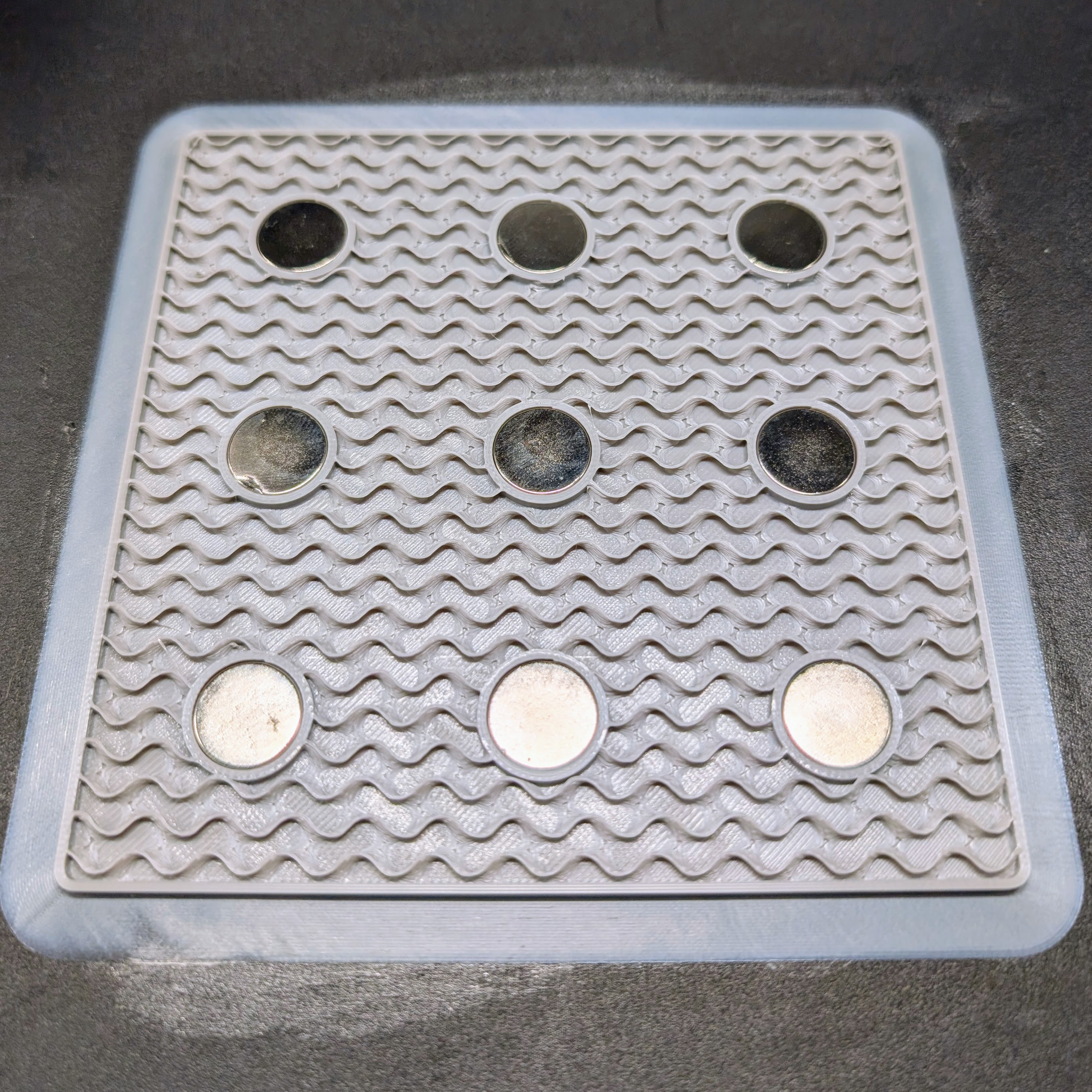Magnetic Parts Tray for Assembly/Disassembly (Multiple Sizes & Non-Magnetic Versions Included) — miniatura 6