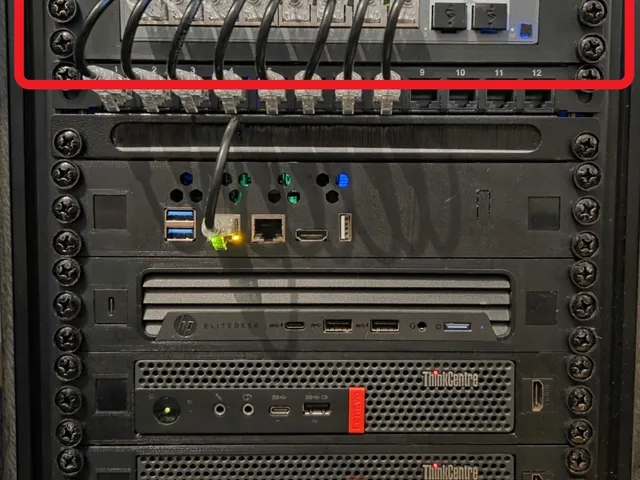 Grandstream GWN7721       10 inch Rackmount
