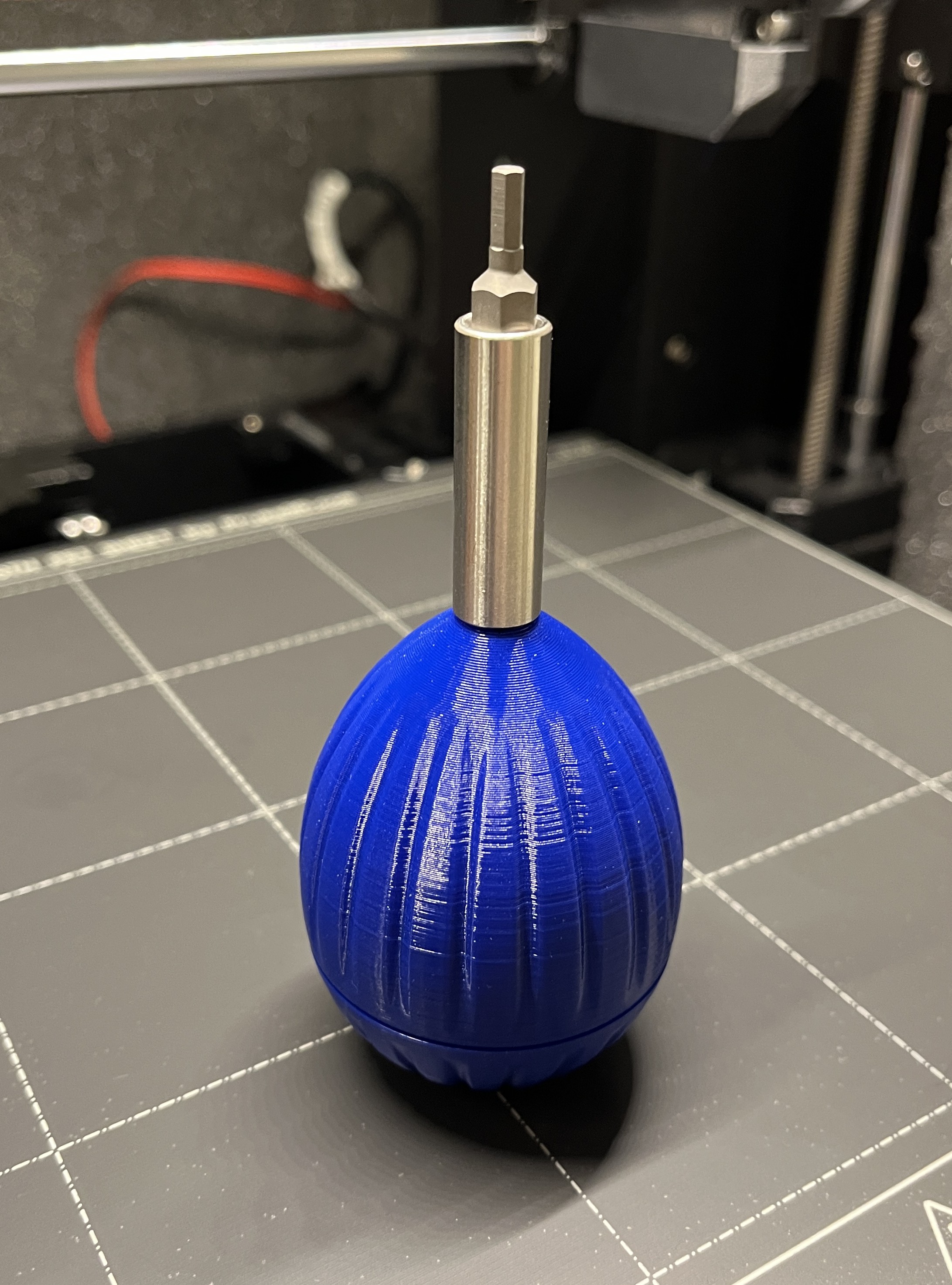 Miniatura 2 do modelo 3D Easter Egg Bit holder