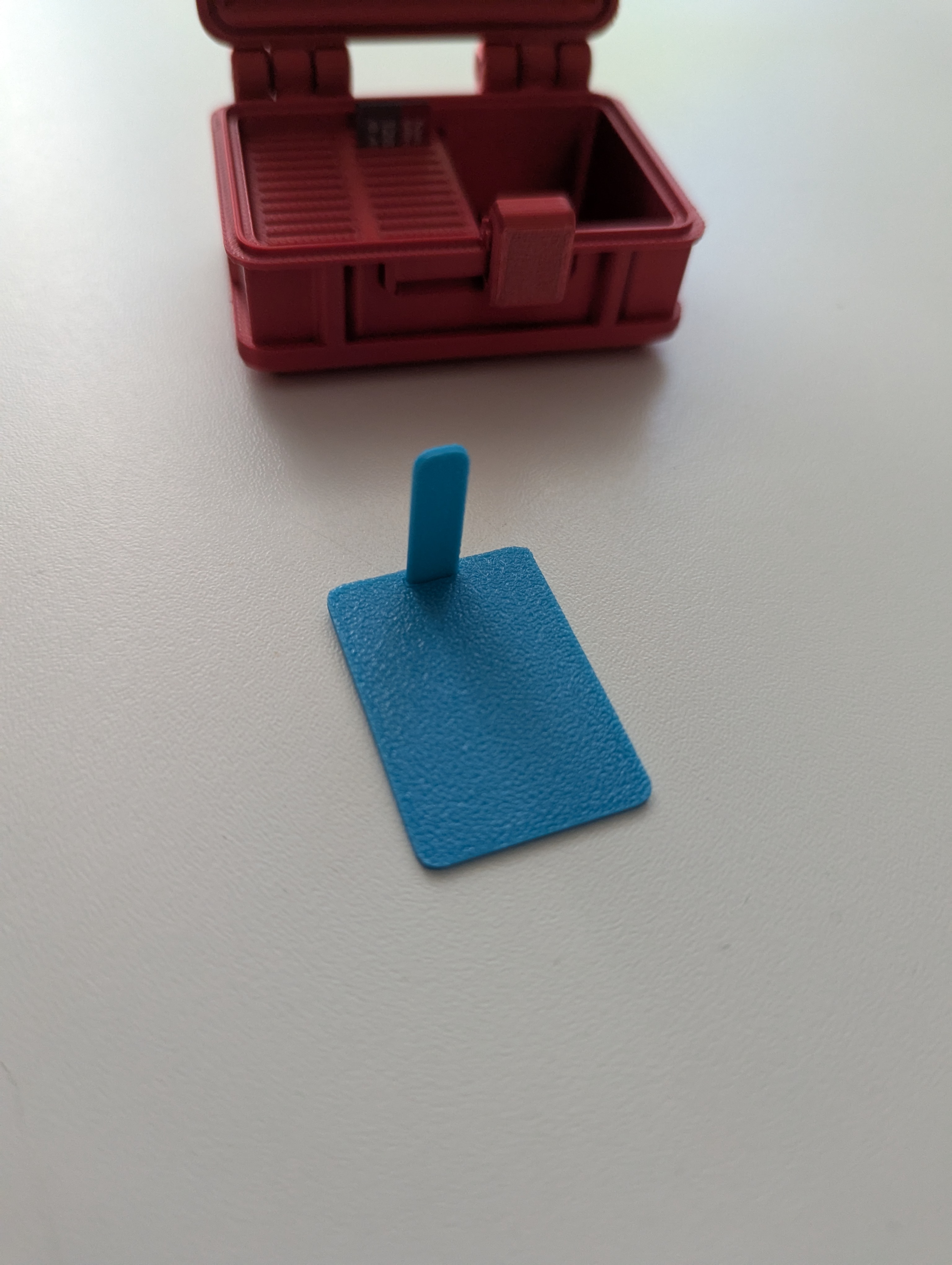 Miniatura 4 do modelo 3D Micro SD Box Case