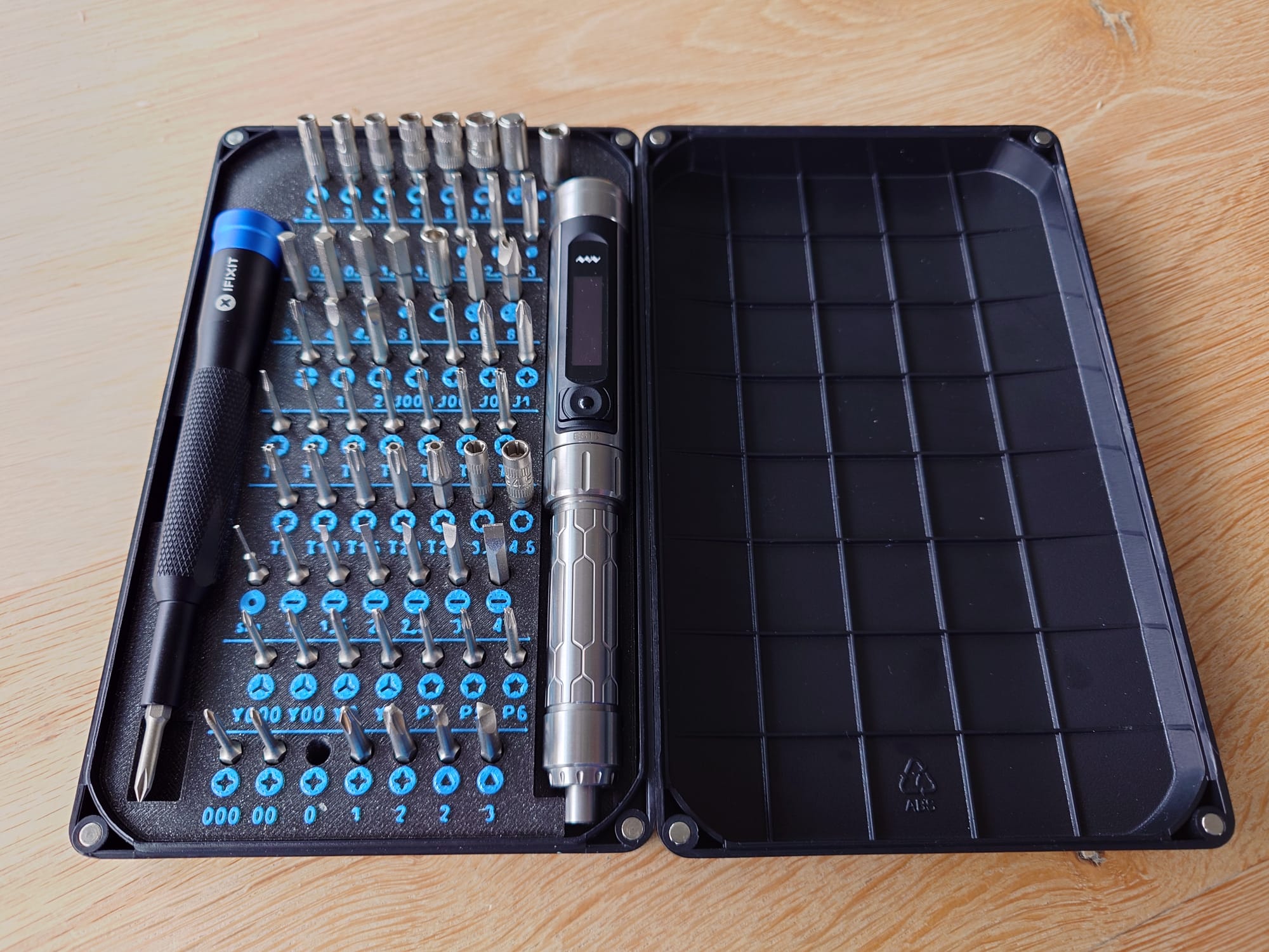 improved iFixit Mako bits insert for driver and miniware ES15 screwdriver