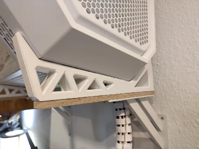 Tower300 Chassis Stand