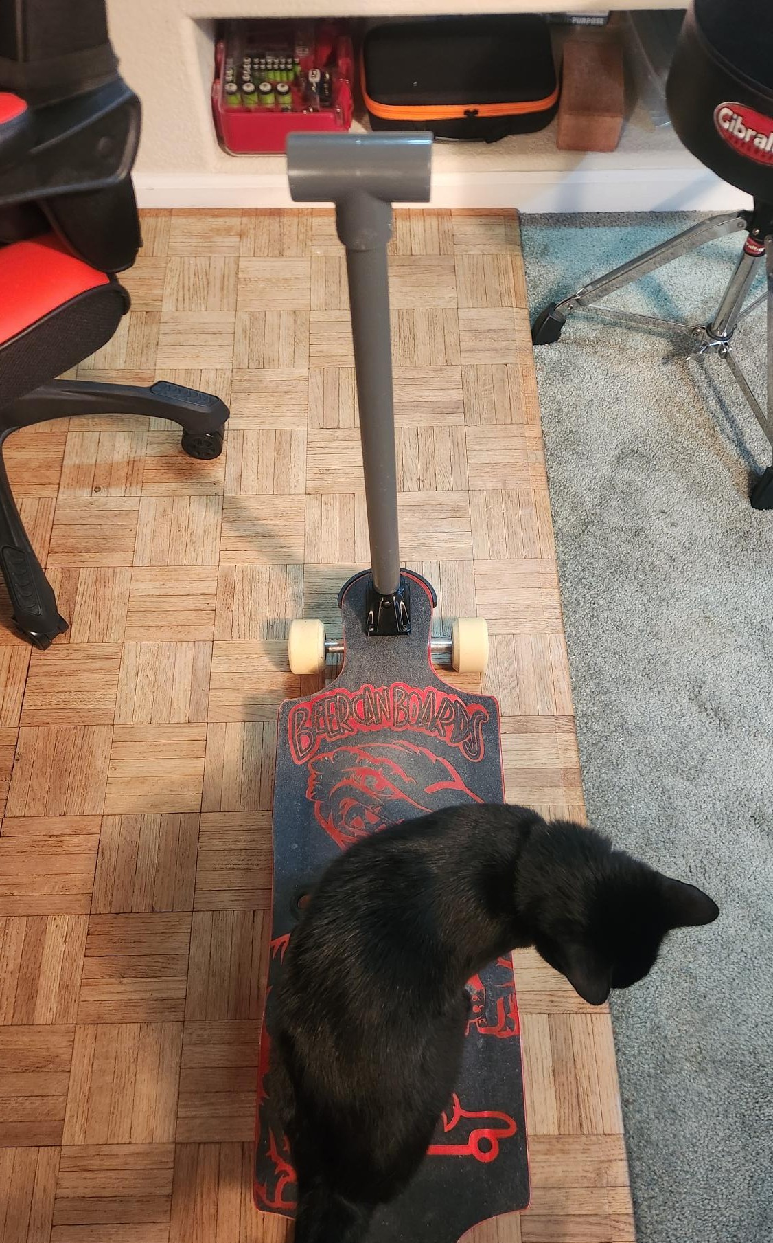 Skateboard and Longboard Handlebar Mount