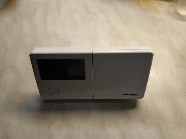 Stojánek termostatu
