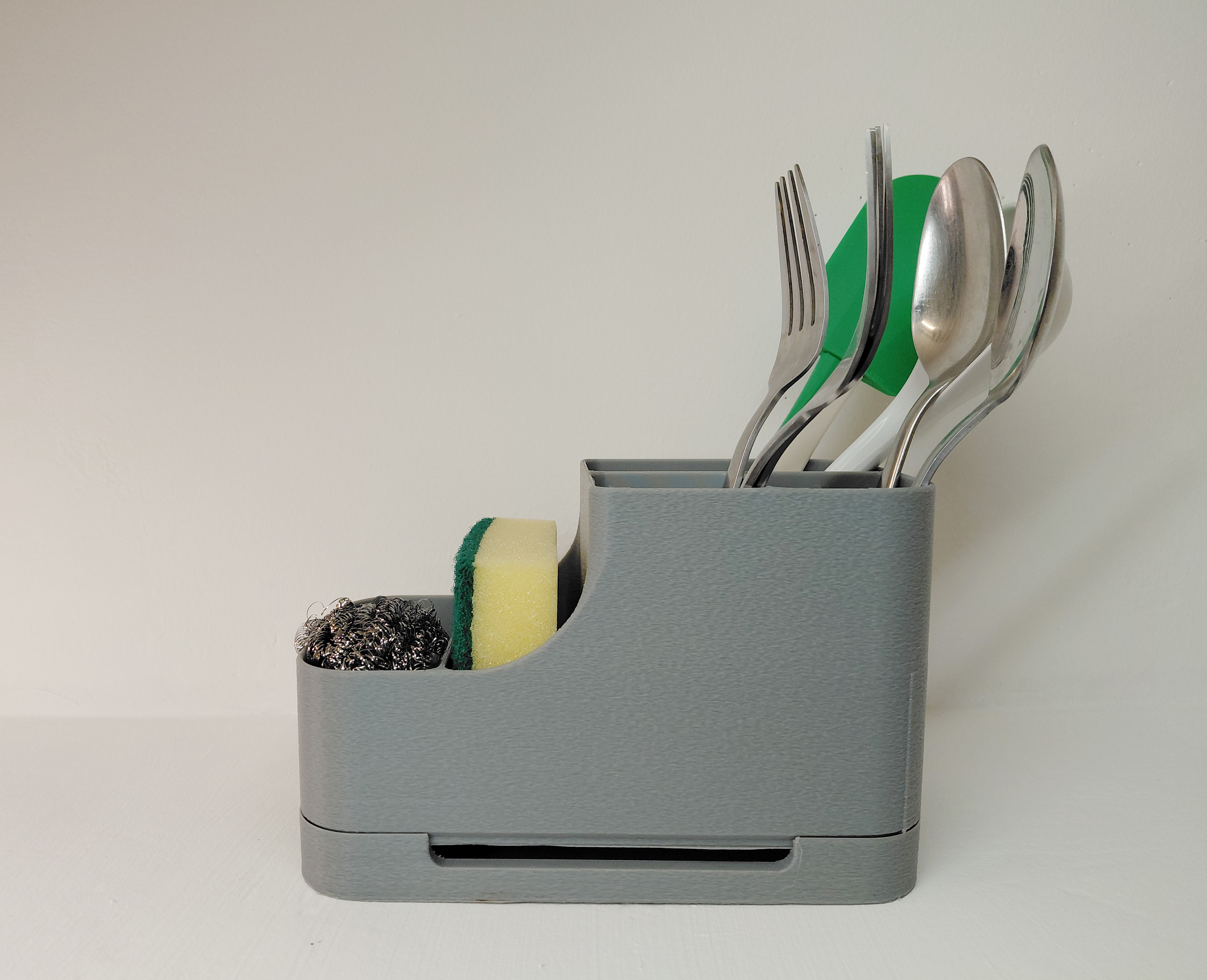 Cutlery Organizer with Water Drain 3D model